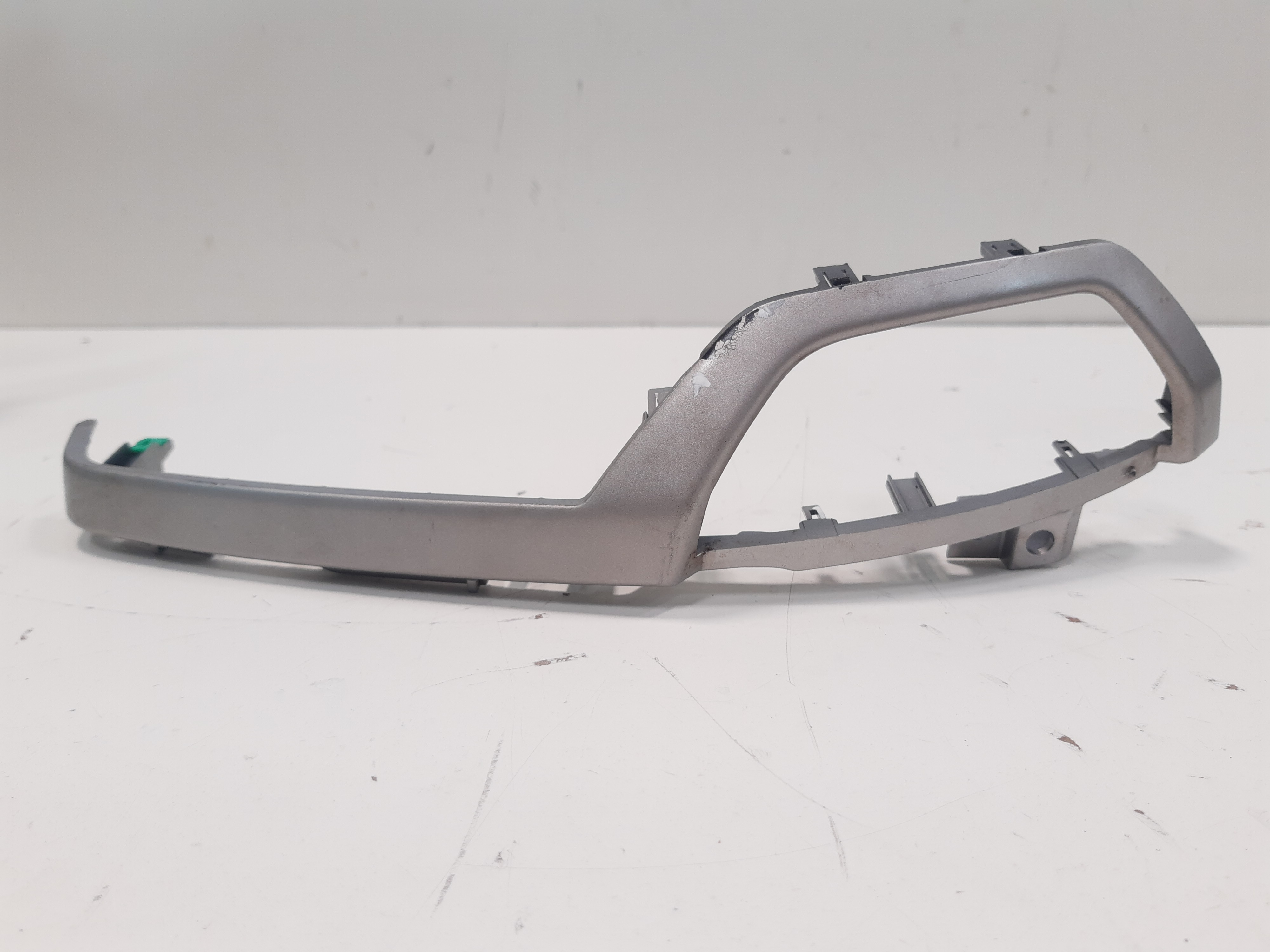 Moldura Difusor Ar Dianteiro Esquerdo Chevrolet S10 15 Á 23