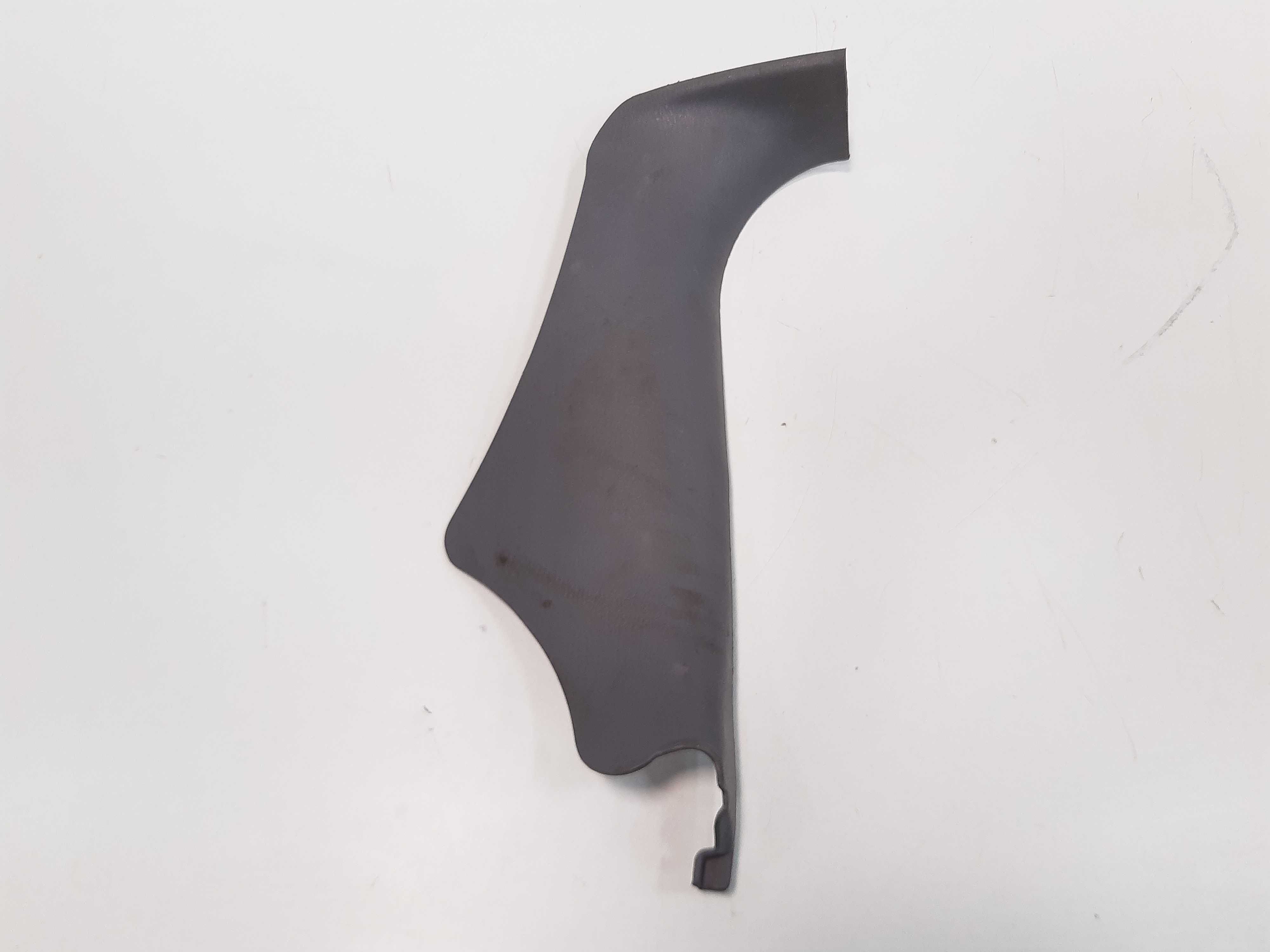 Moldura Coluna Inferior Esquerda Grand Caravan 1997 A 2003