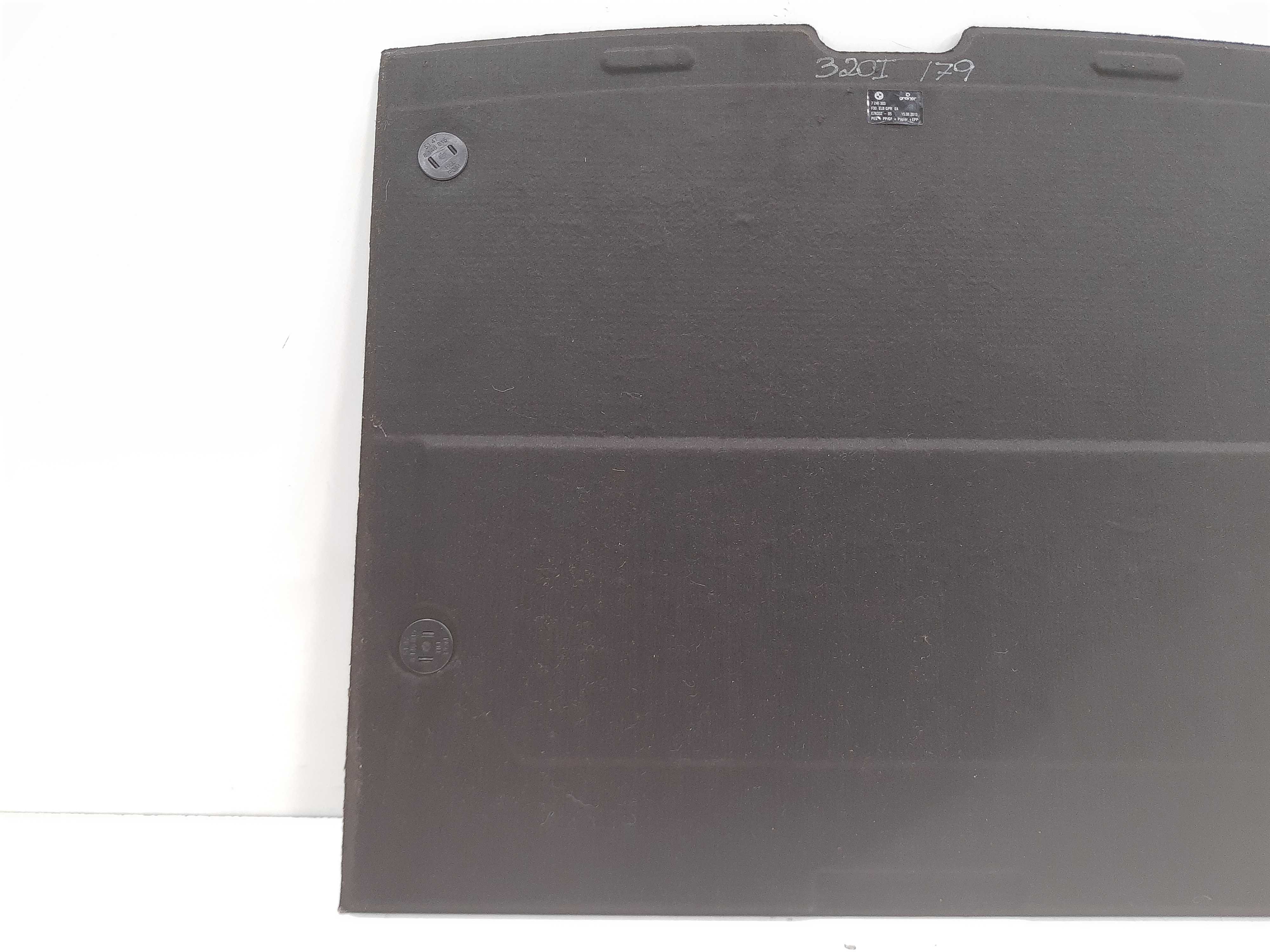 Tampão Porta-malas Bmw 320i F30 2013 2014 2015 2016 2017