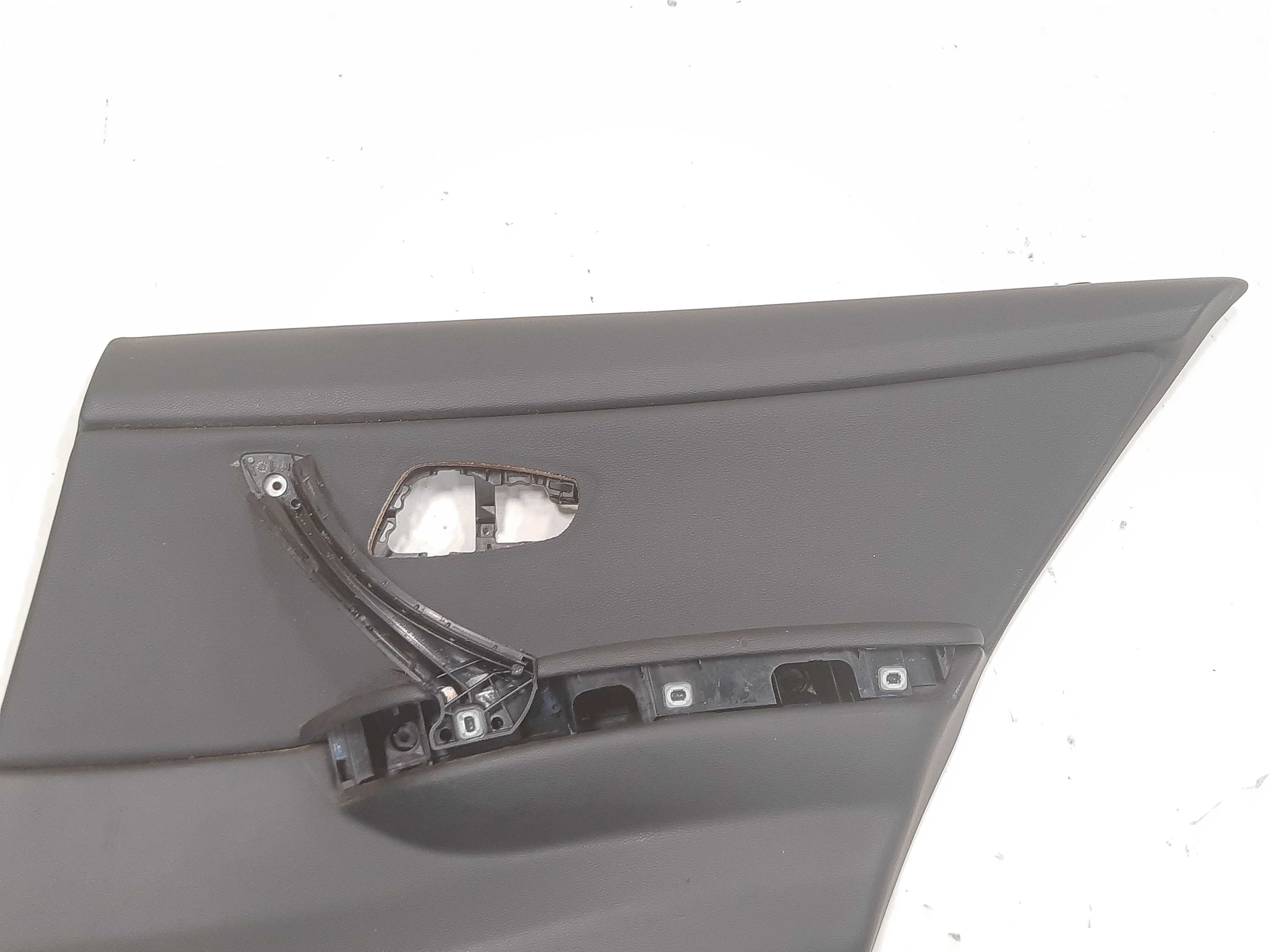 Forro Porta Traseira Direita Bmw 320i E90 2006 2007 Á 2012