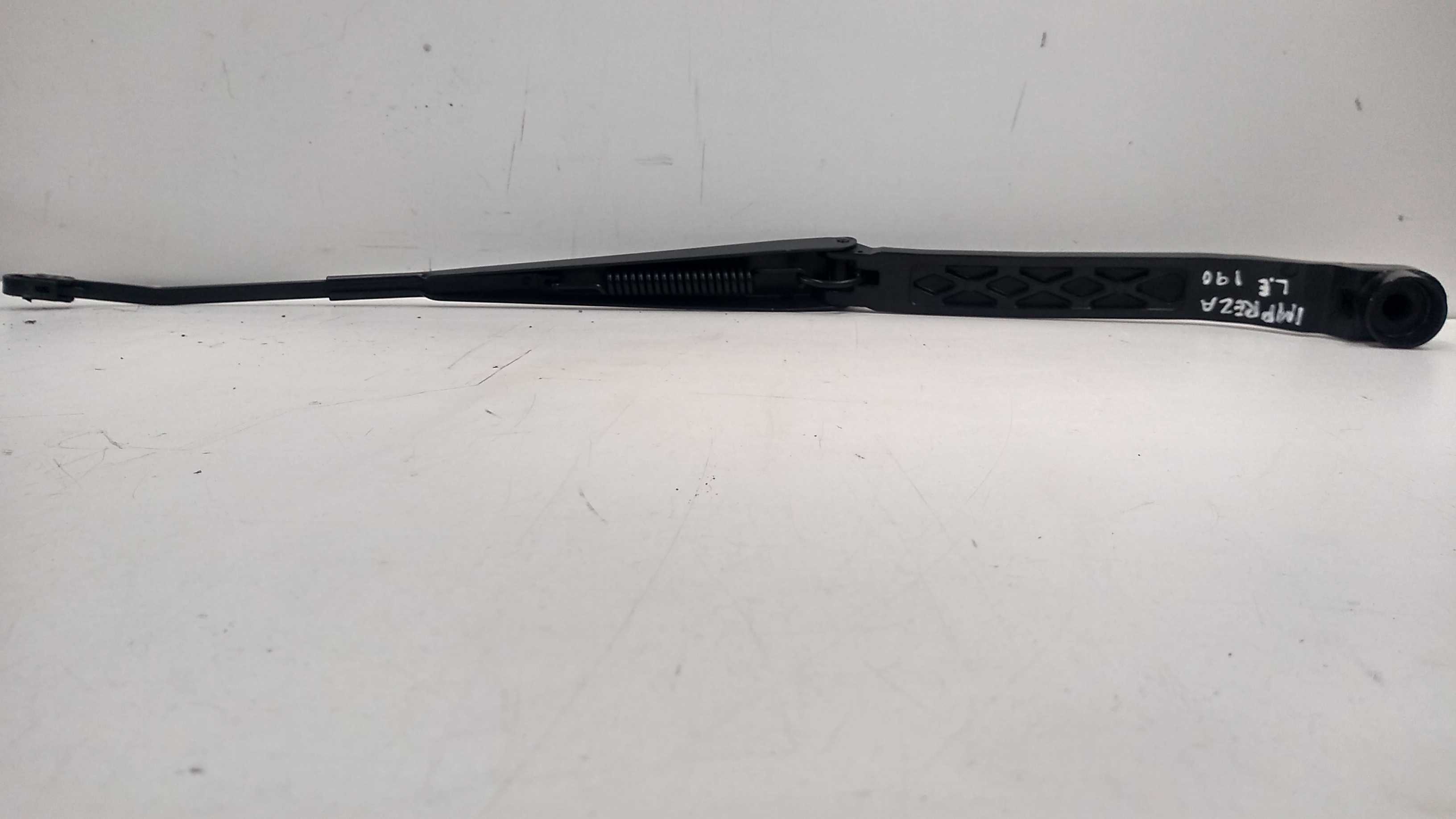 Braço limpador Subaru impreza 190 lado esquerdo