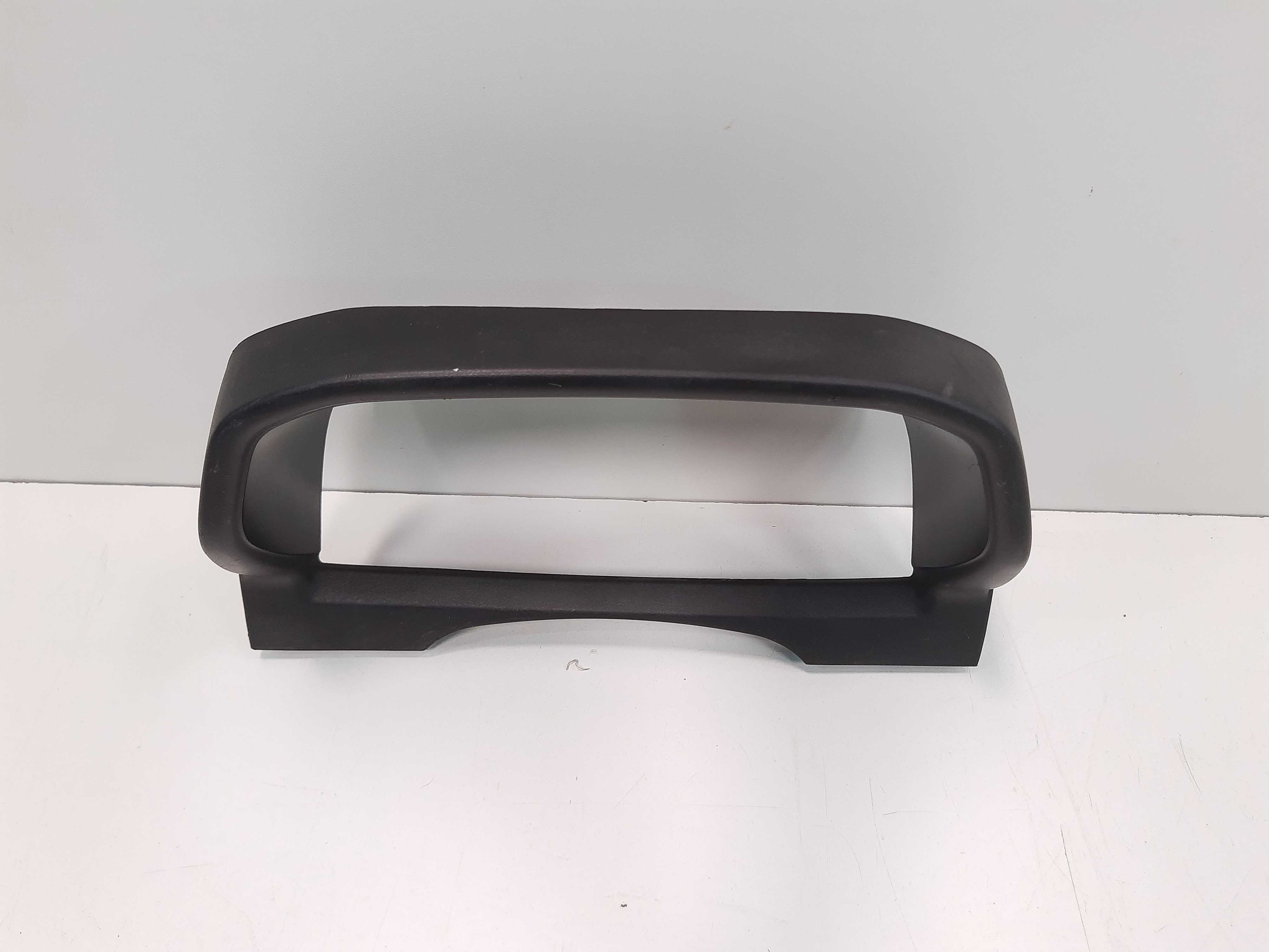 Moldura Painel Instrumento Pajero Tr4 2003 Á 2008