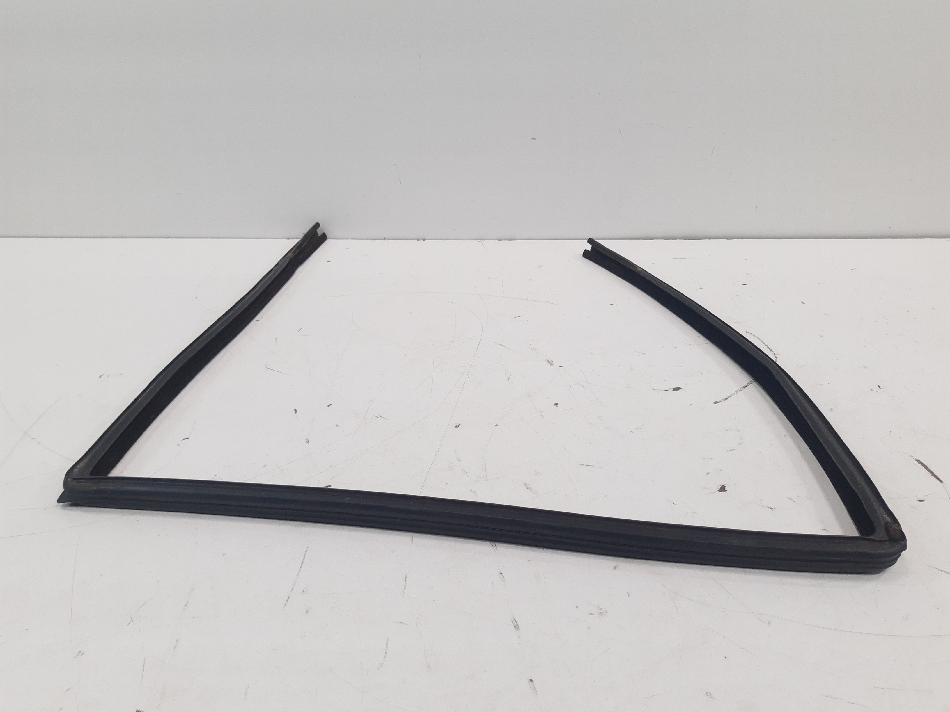 Guarnição Porta Traseira Esquerda Range Rover Sport 05 Á 09
