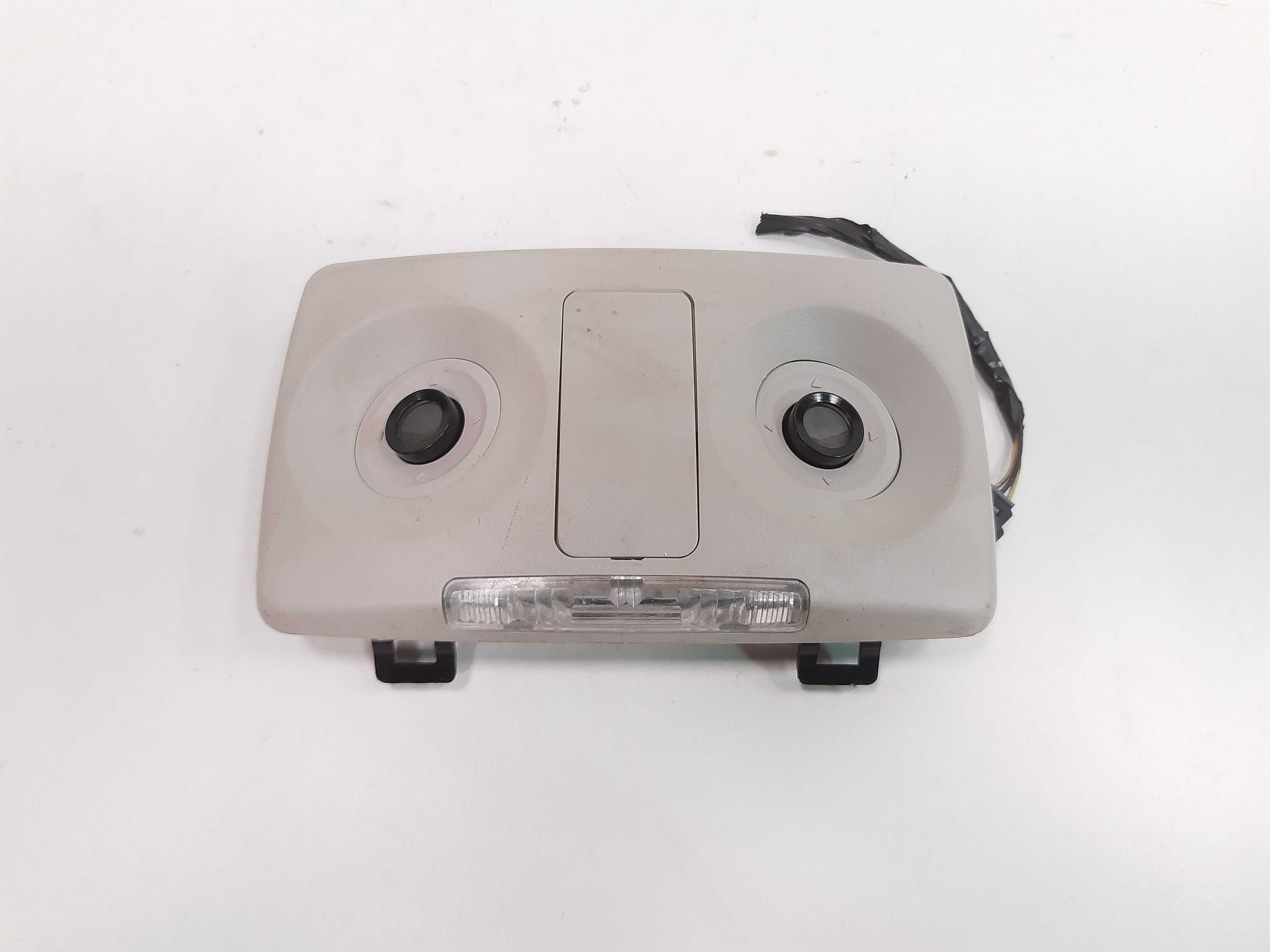 Luz Cortesia Teto Dianteiro Fiat Freemont 2008 2009 A 2015
