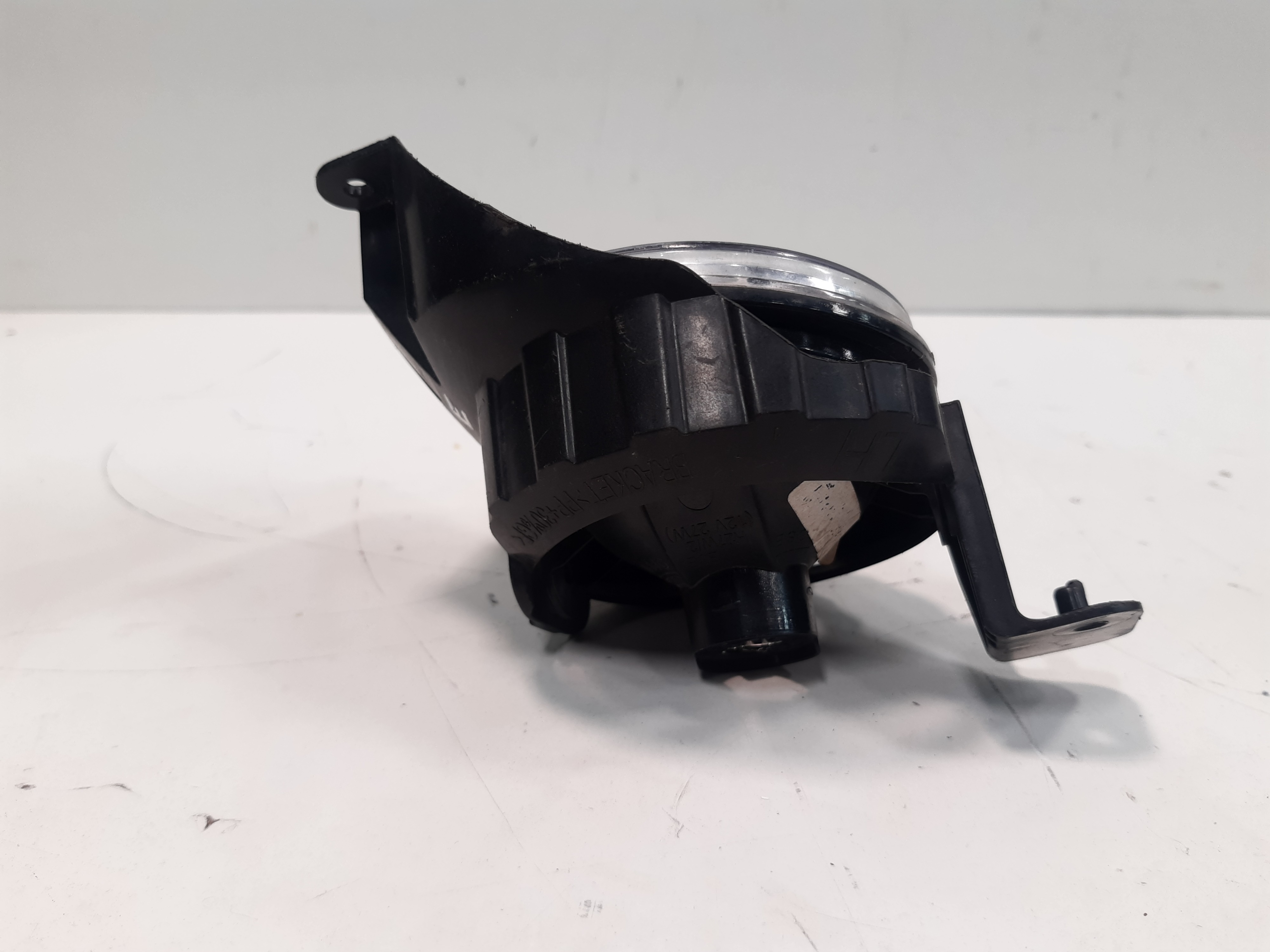 Farol Milha Esquerdo Gm Cobalt Onix 2017 2018 2019 Xx