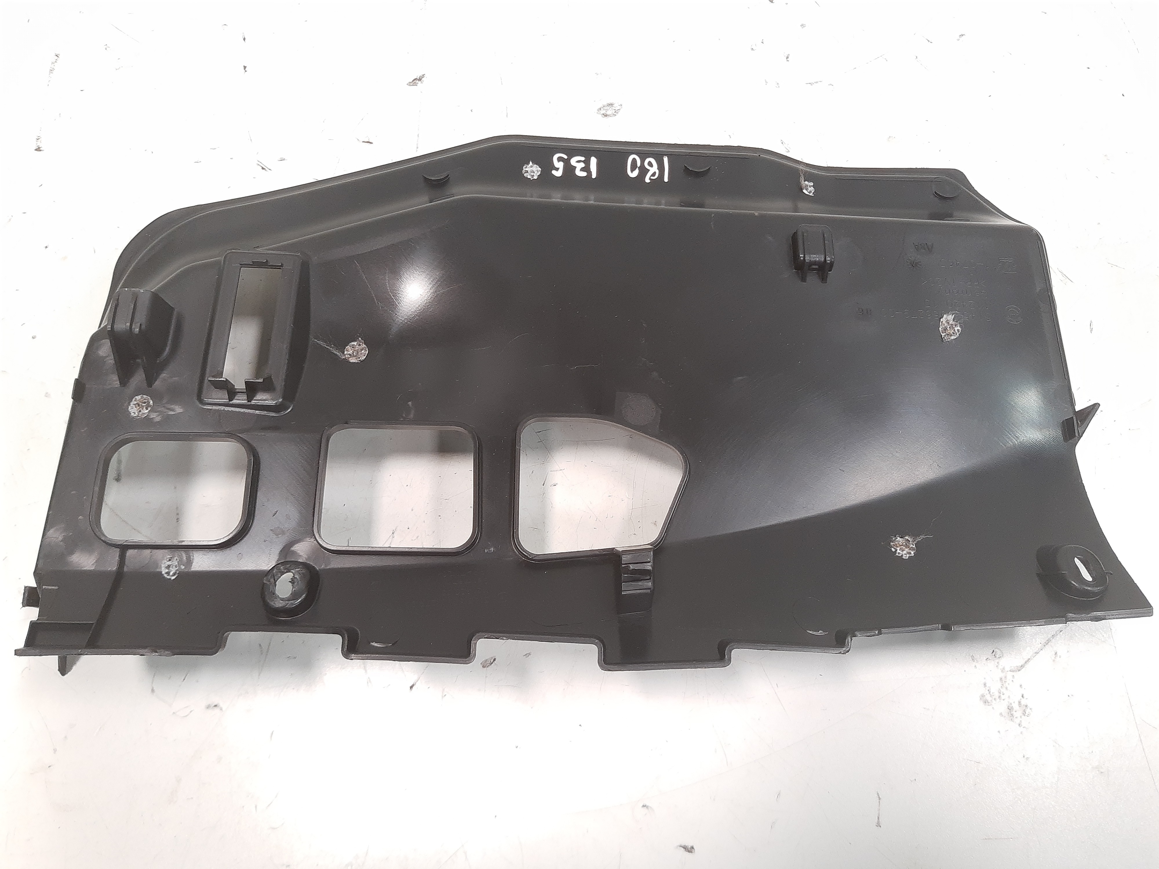 Acabamento Inferior Direito Painel Bmw 135i 2006 Á 2011 Xx