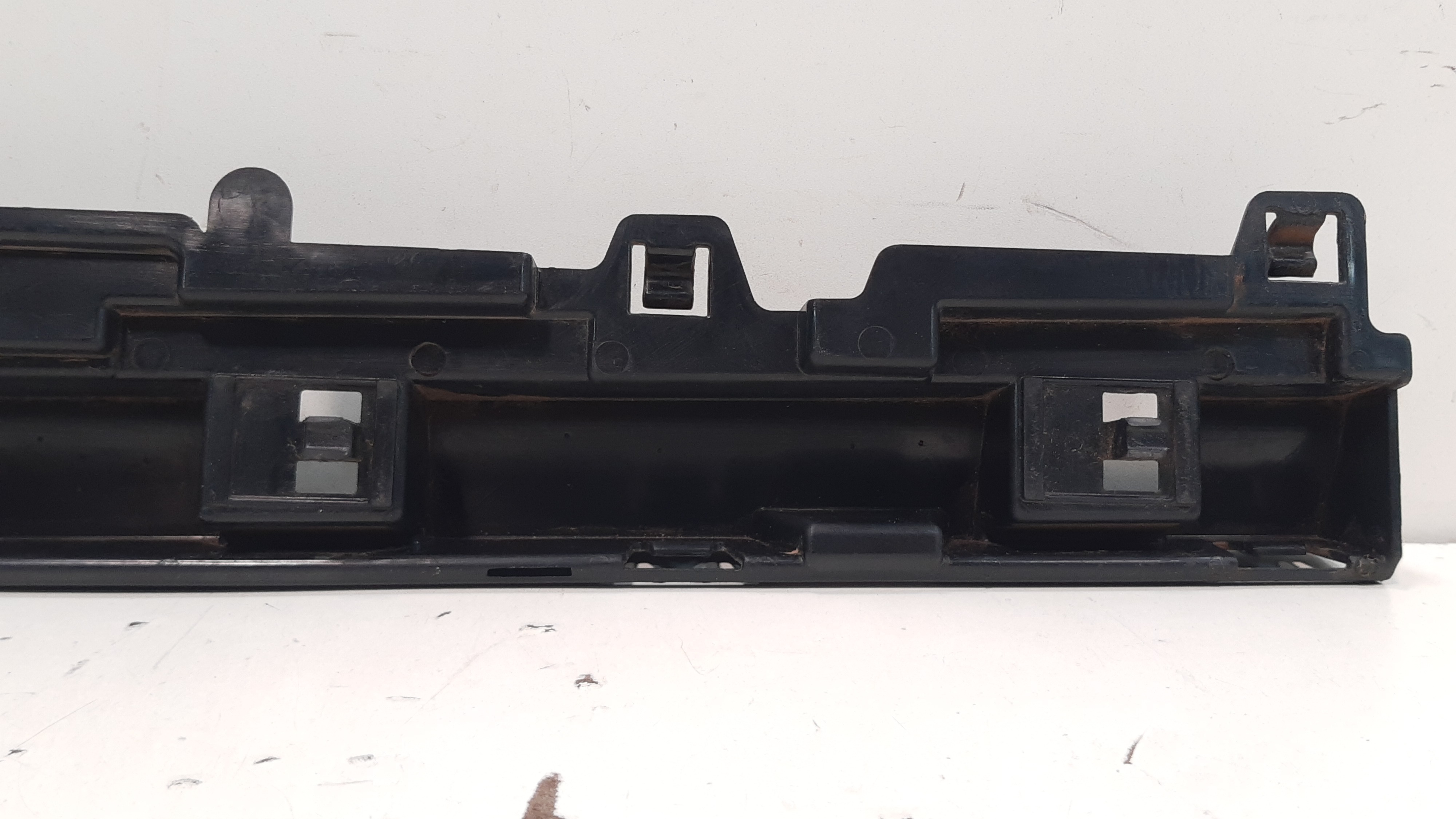 Suporte Spoiler Lateral Direita Bmw 328i 320i 2013 Á 2017