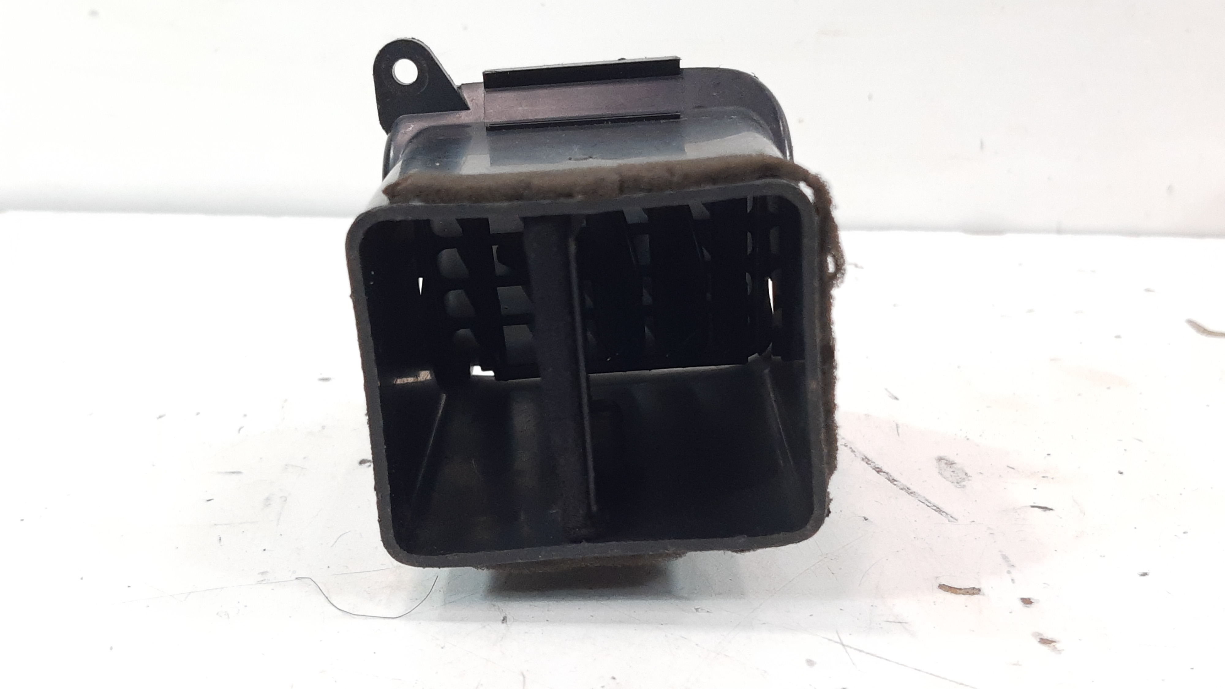 Difusor Ar Direito Gm Tracker 2008 2009 2010 2011 2012