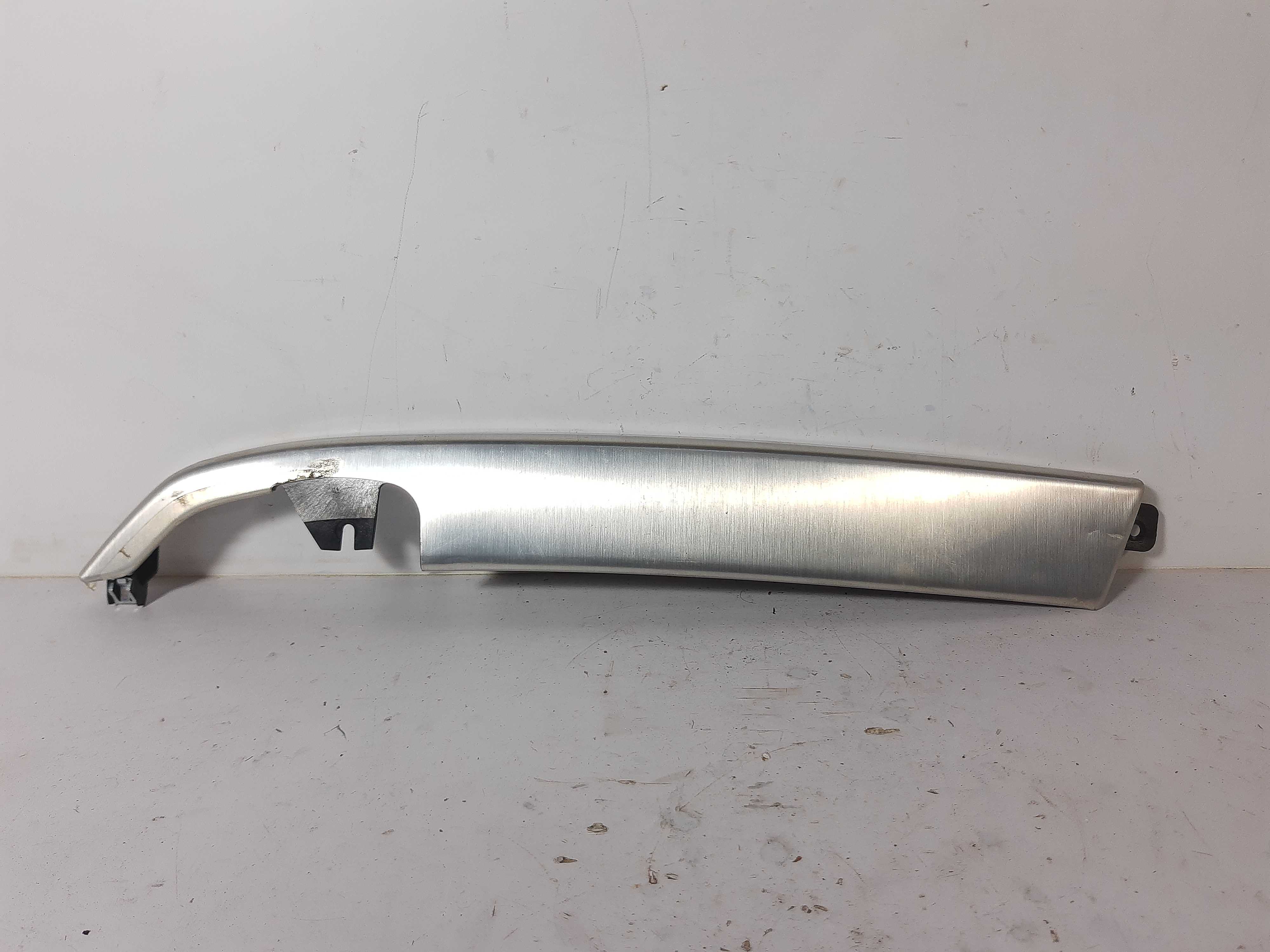 Moldura Aplique Painel Esquerdo Discovery Sport 2015 A 2018