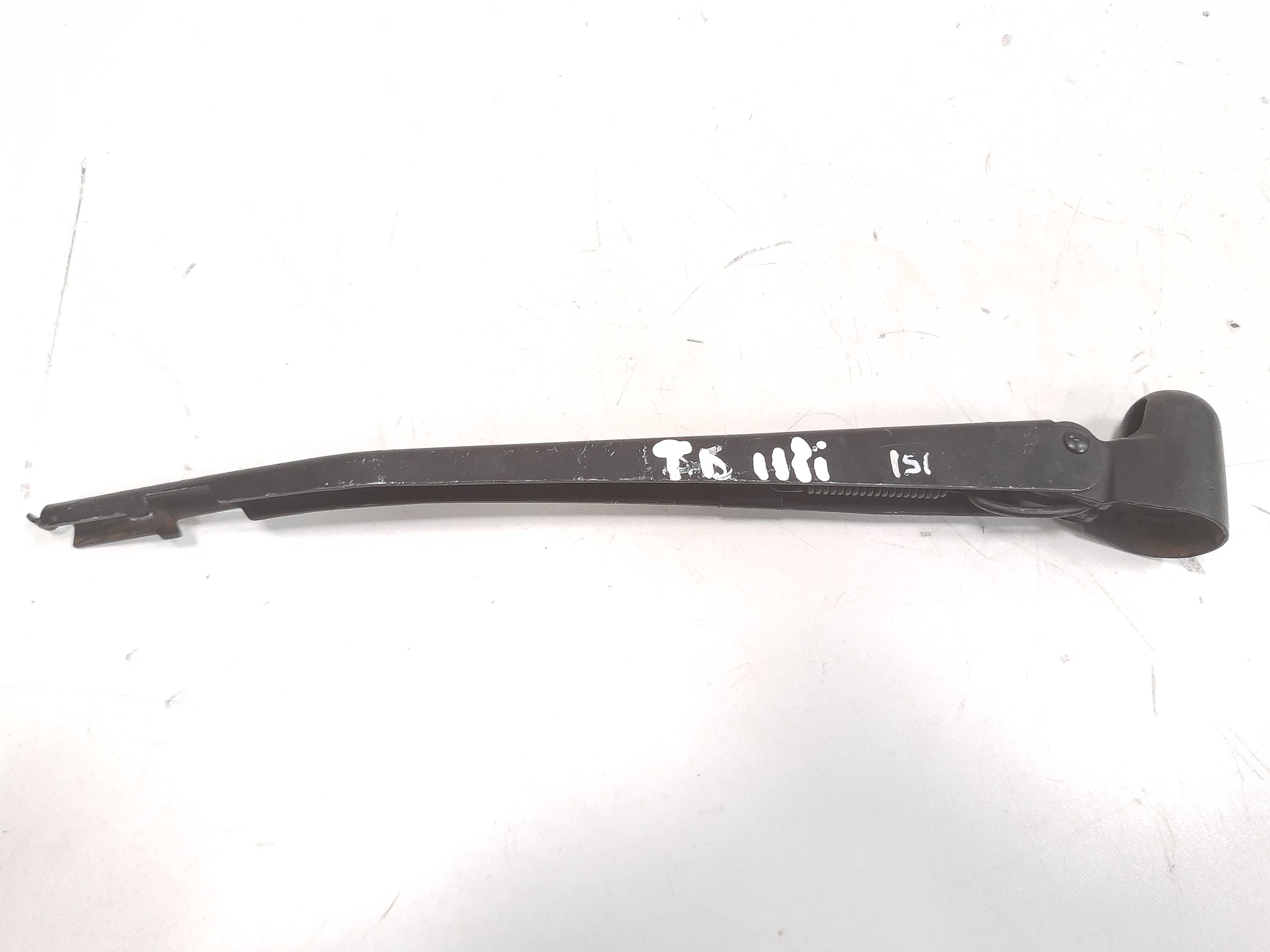 Braço Limpador Vidro Vigia Esq Bmw 118i 120i 2008 A 2012