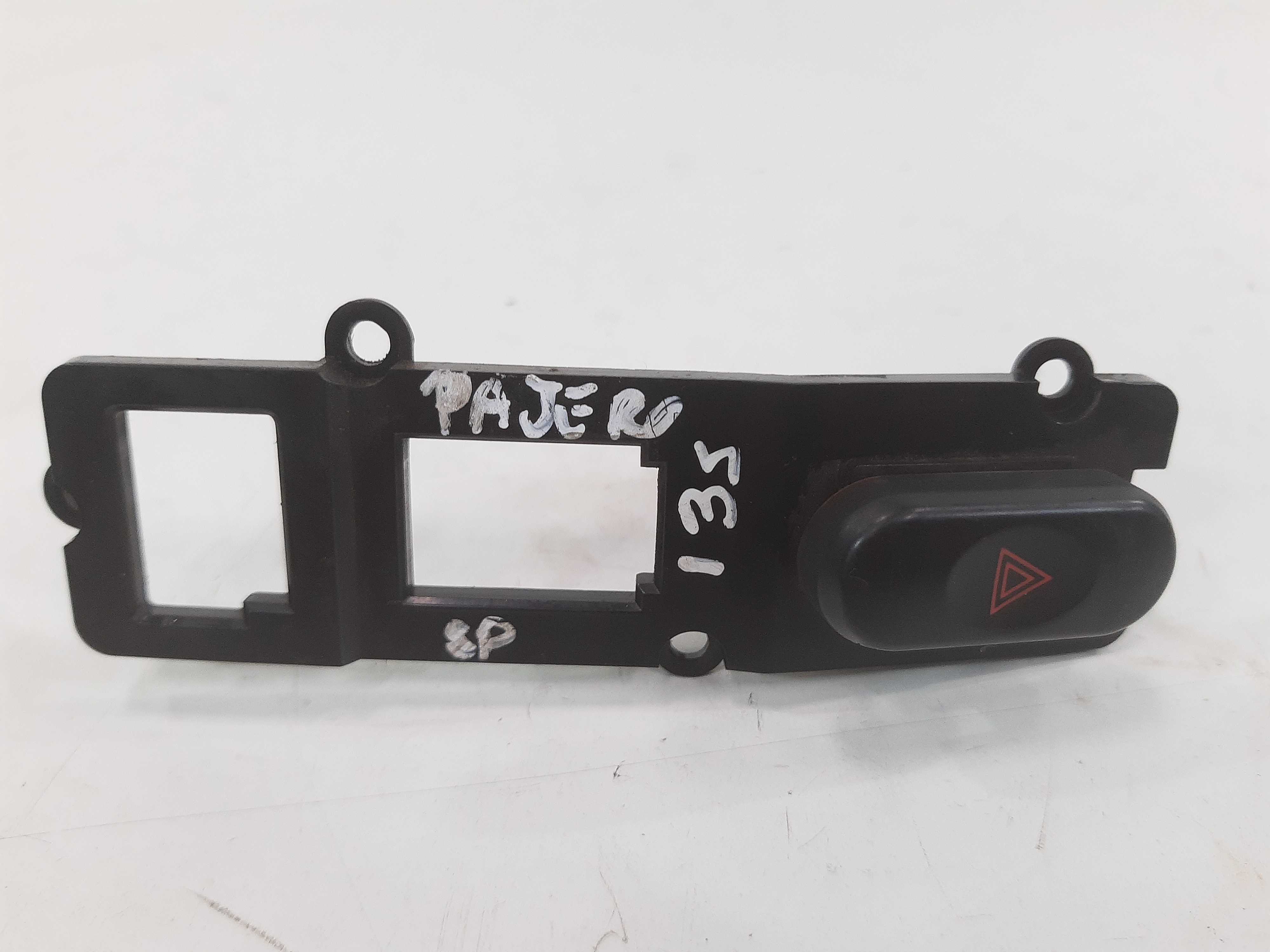 Interruptor Sinalização Emergência Pajero Sport 1999 Á 2006