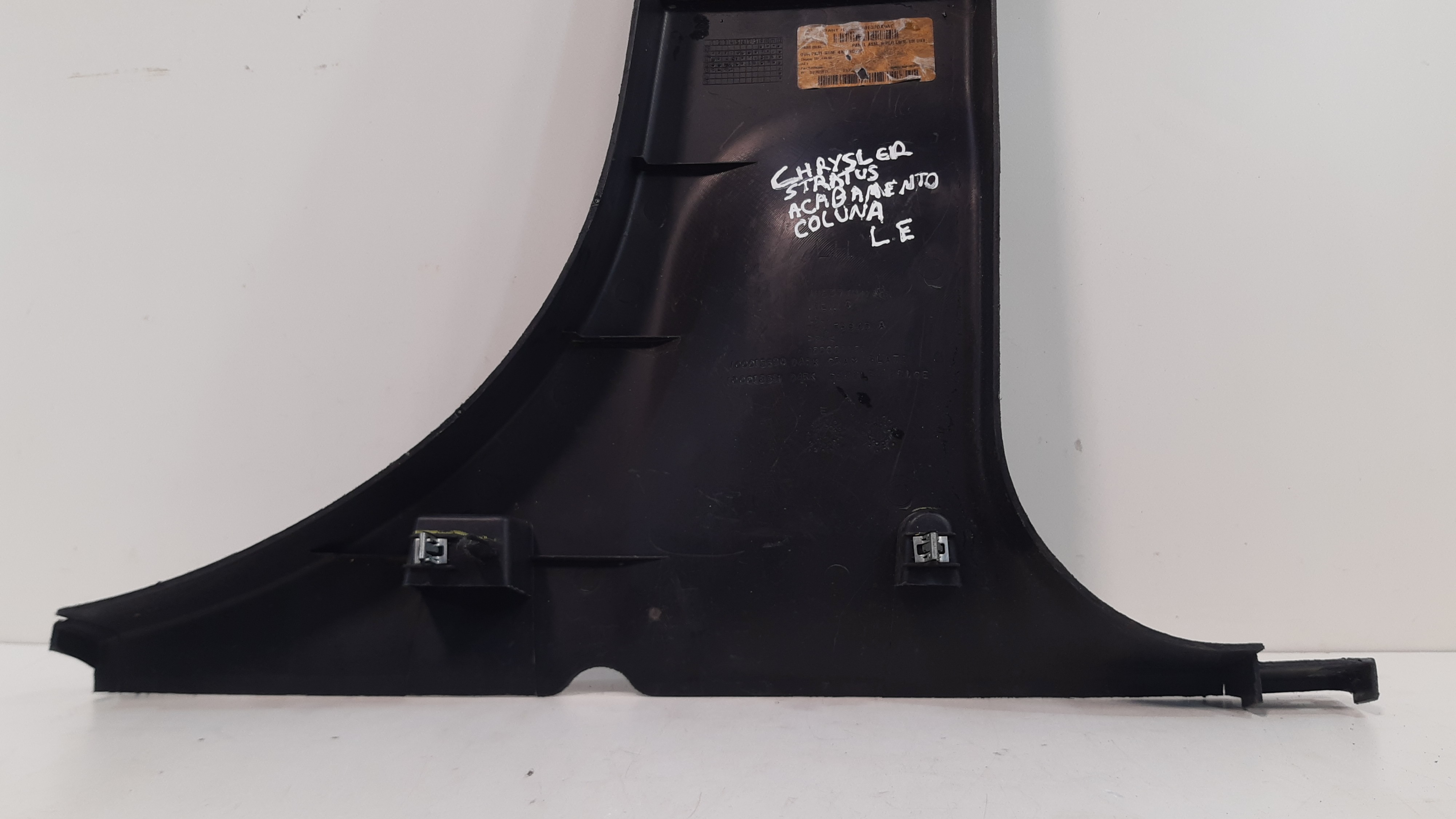 Acabamento Coluna Esquerda Chrysler Stratus 1995 Á 2000 Xx
