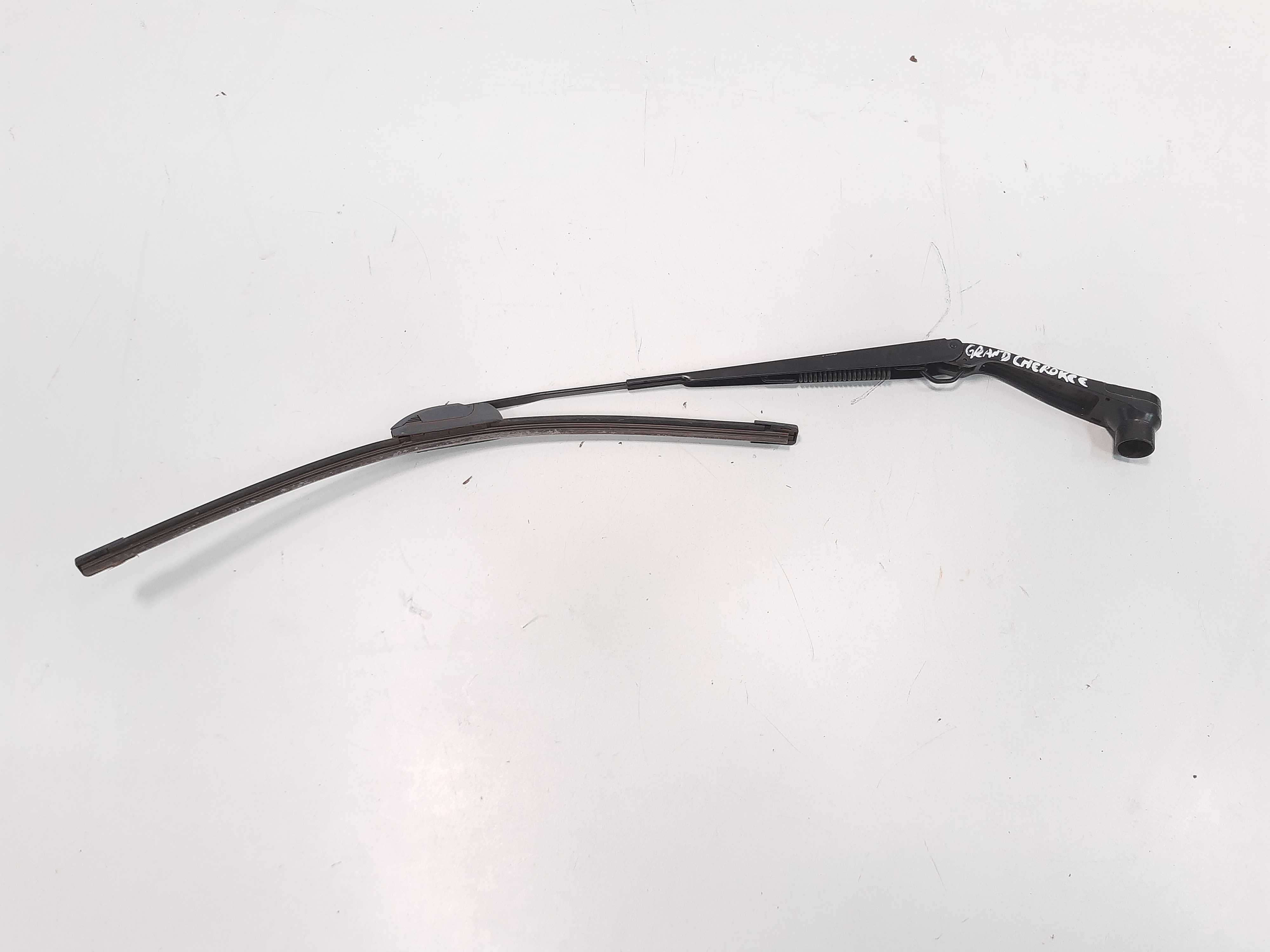 Braço Limpador Parabrisa Direito Jeep Cherokee 2011 Á 2014