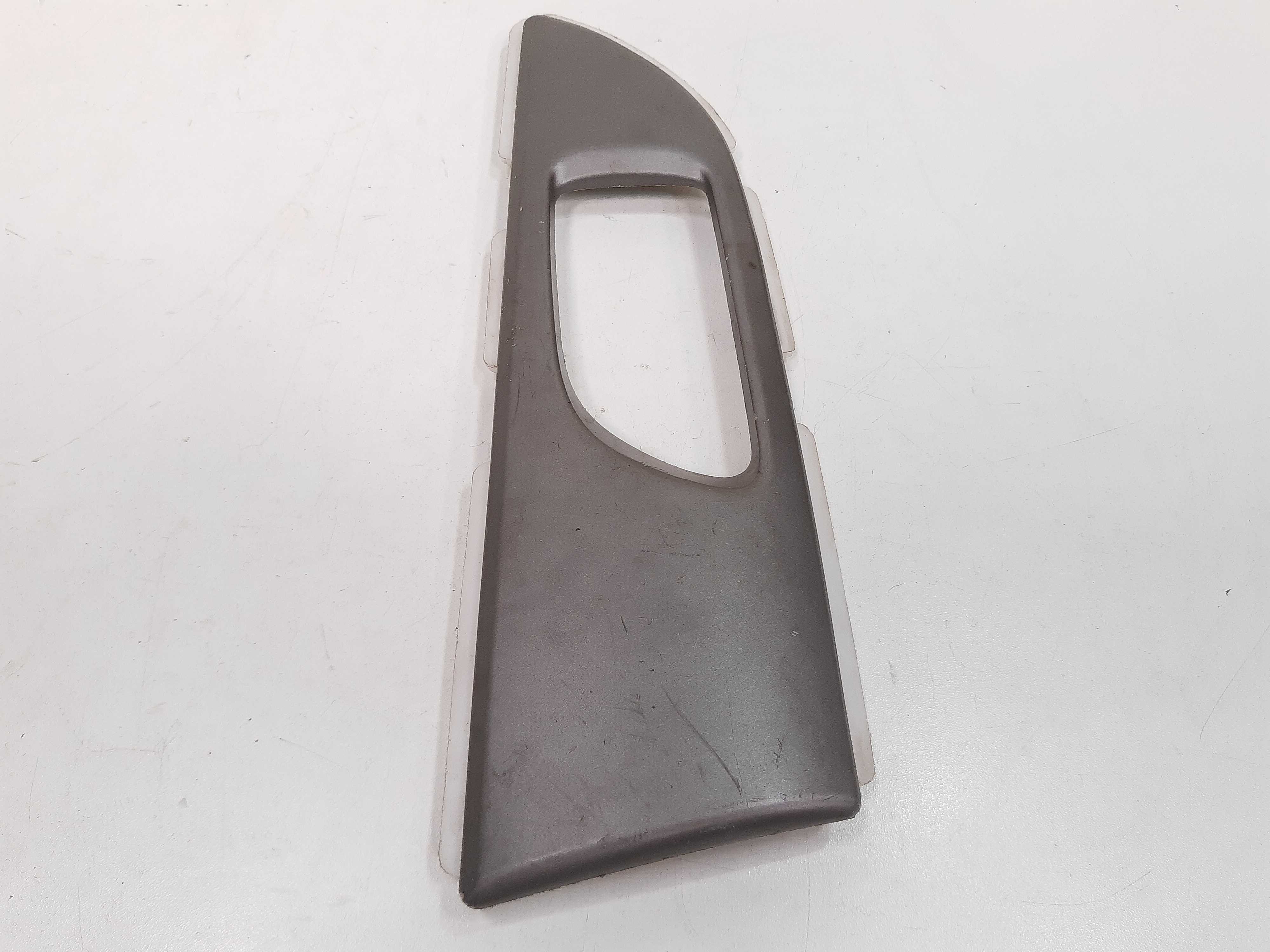 Moldura Dianteir Esq Maçaneta Interna Subaru Impreza 07 Á 12