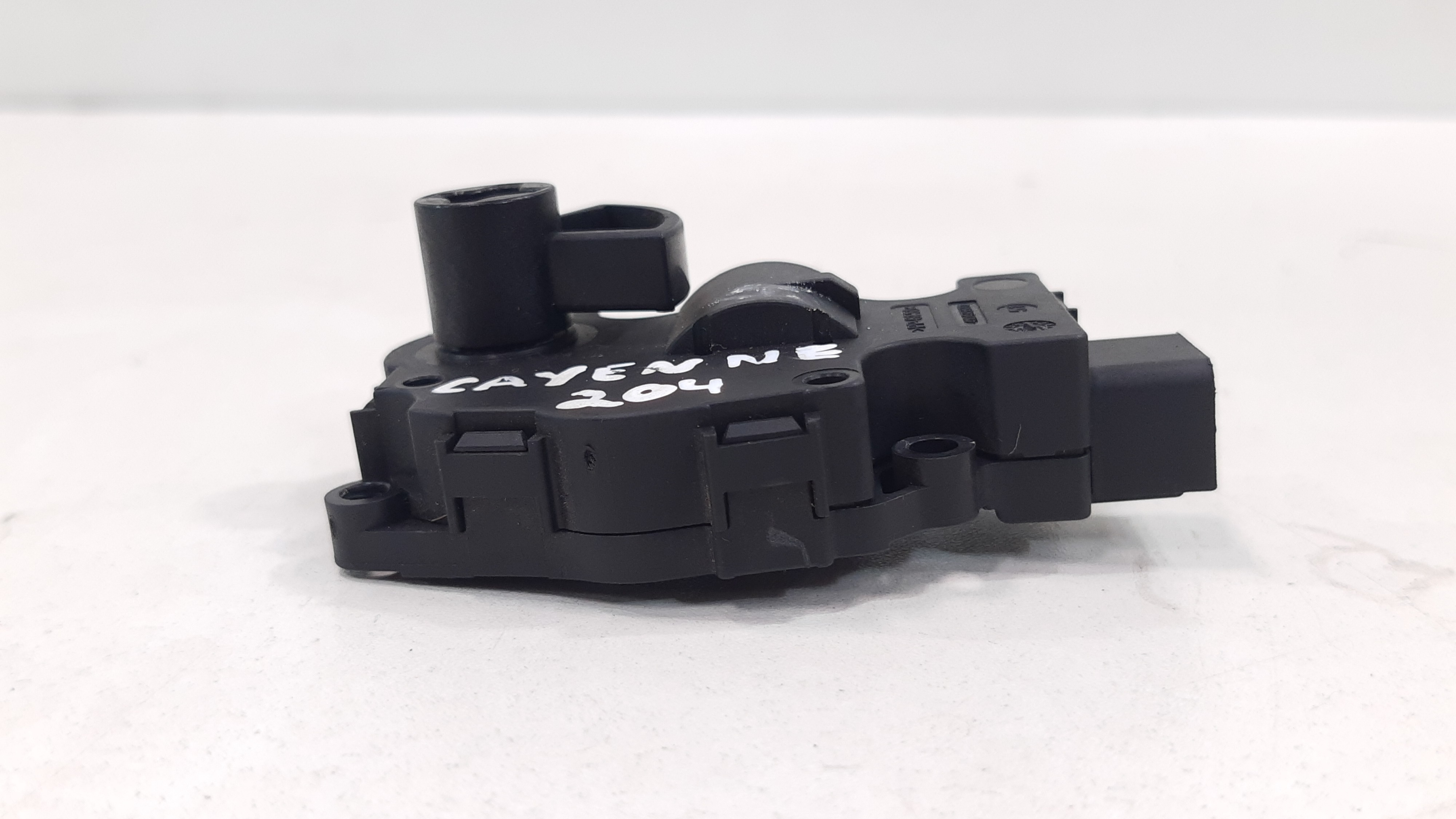 Motor Atuador Caixa Ar Esquerdo Porsche Cayenne 2011 Á 2015