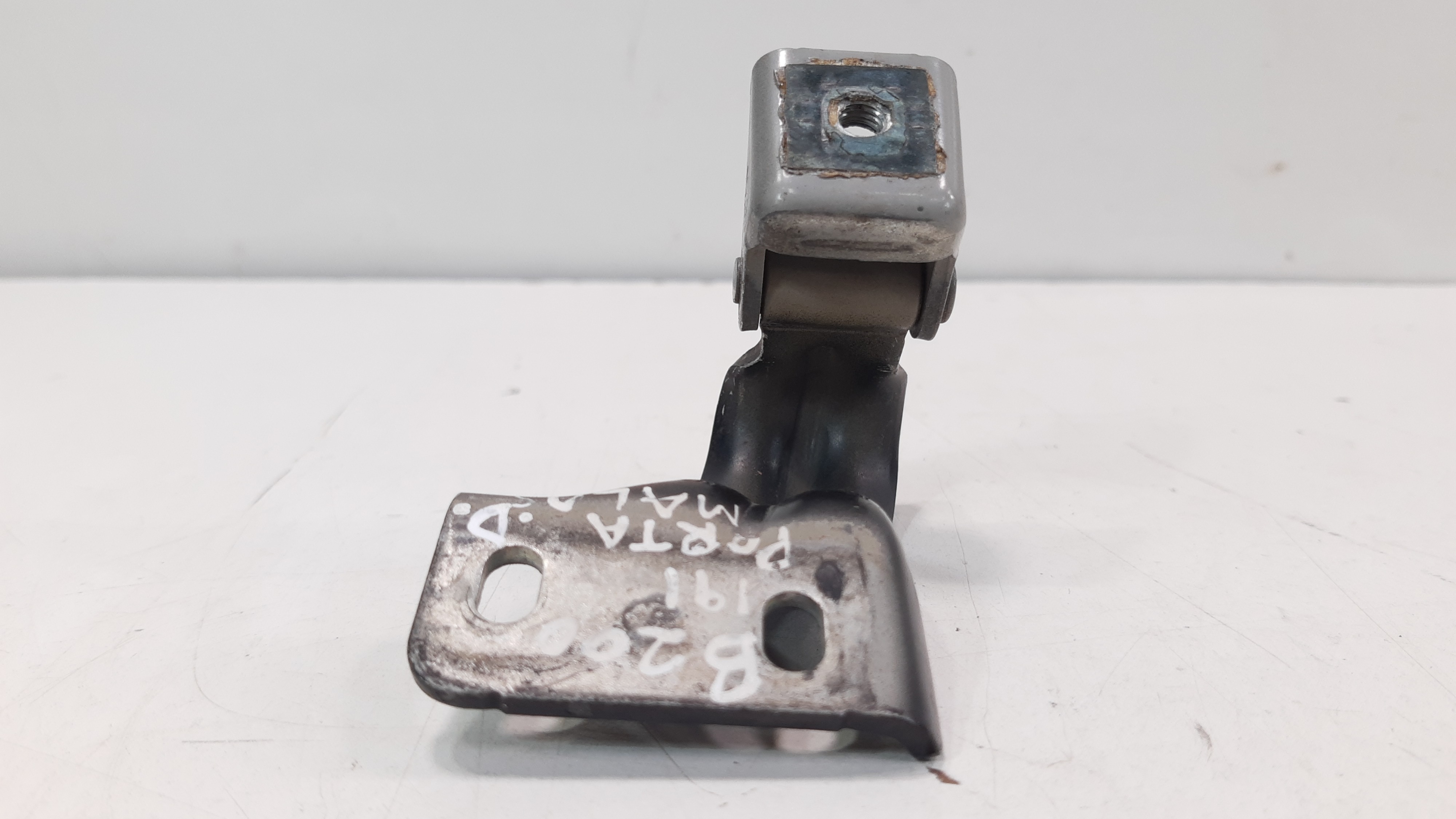 Dobradiça Porta Malas Direita Mercedes B200 2007 2008 Á 2011