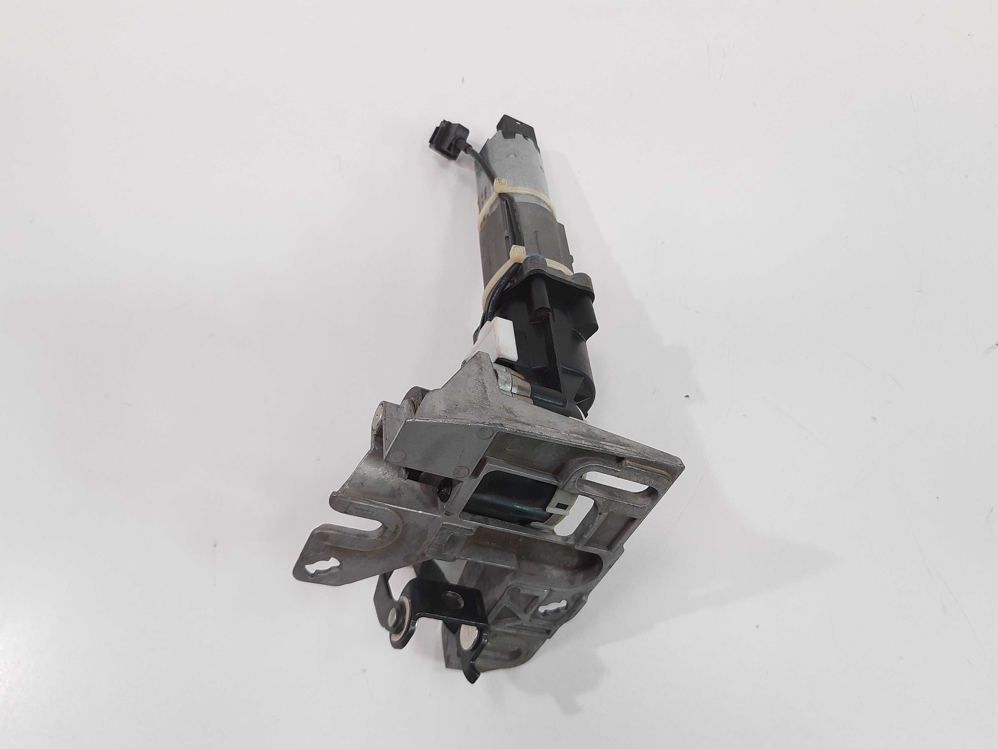 Motor Elevação Porta Malas Audi A8 2011 2012 2013 2014 2015