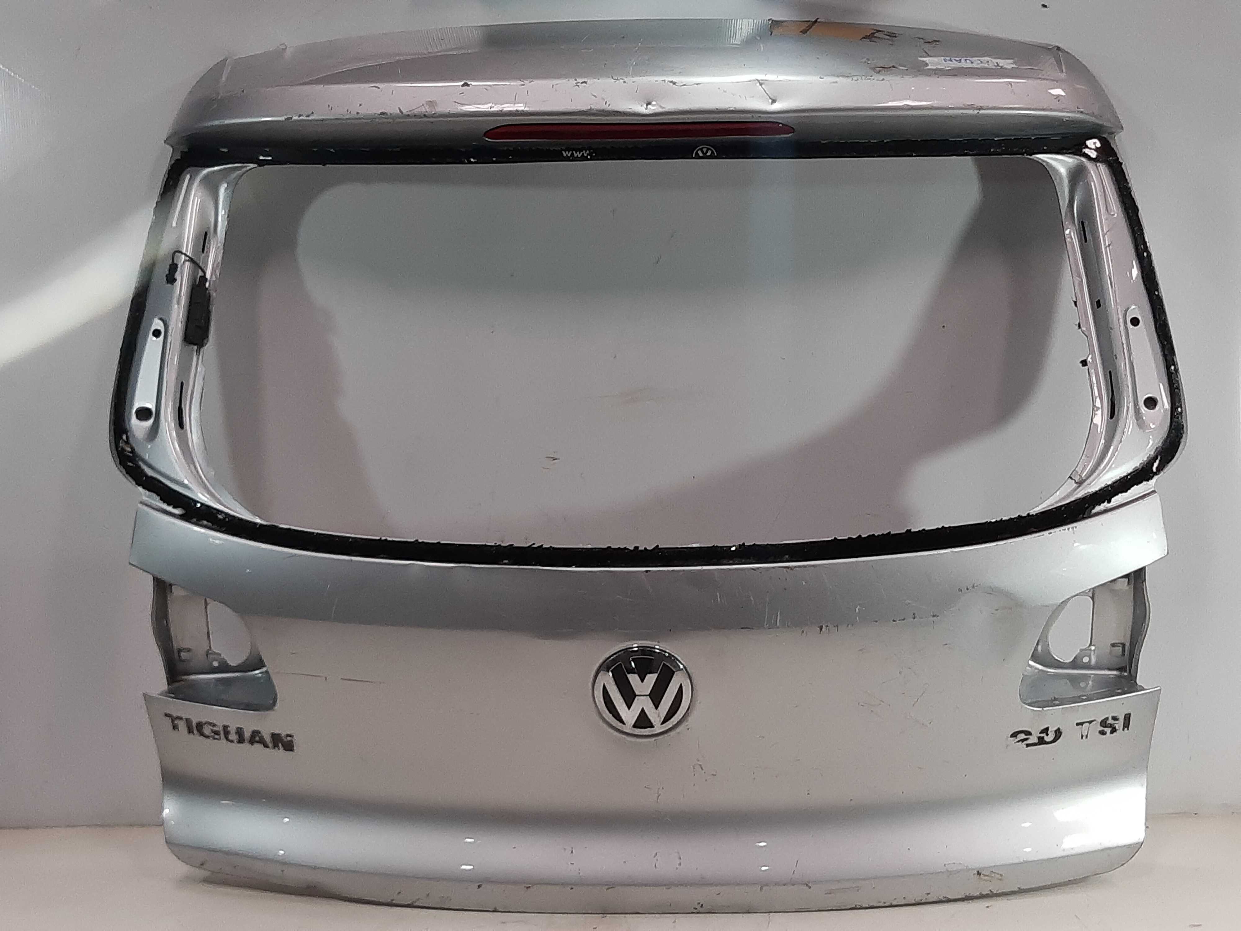 Tampa Traseira Vw Tiguan Tsi 2008 A 2012 Com Avarias