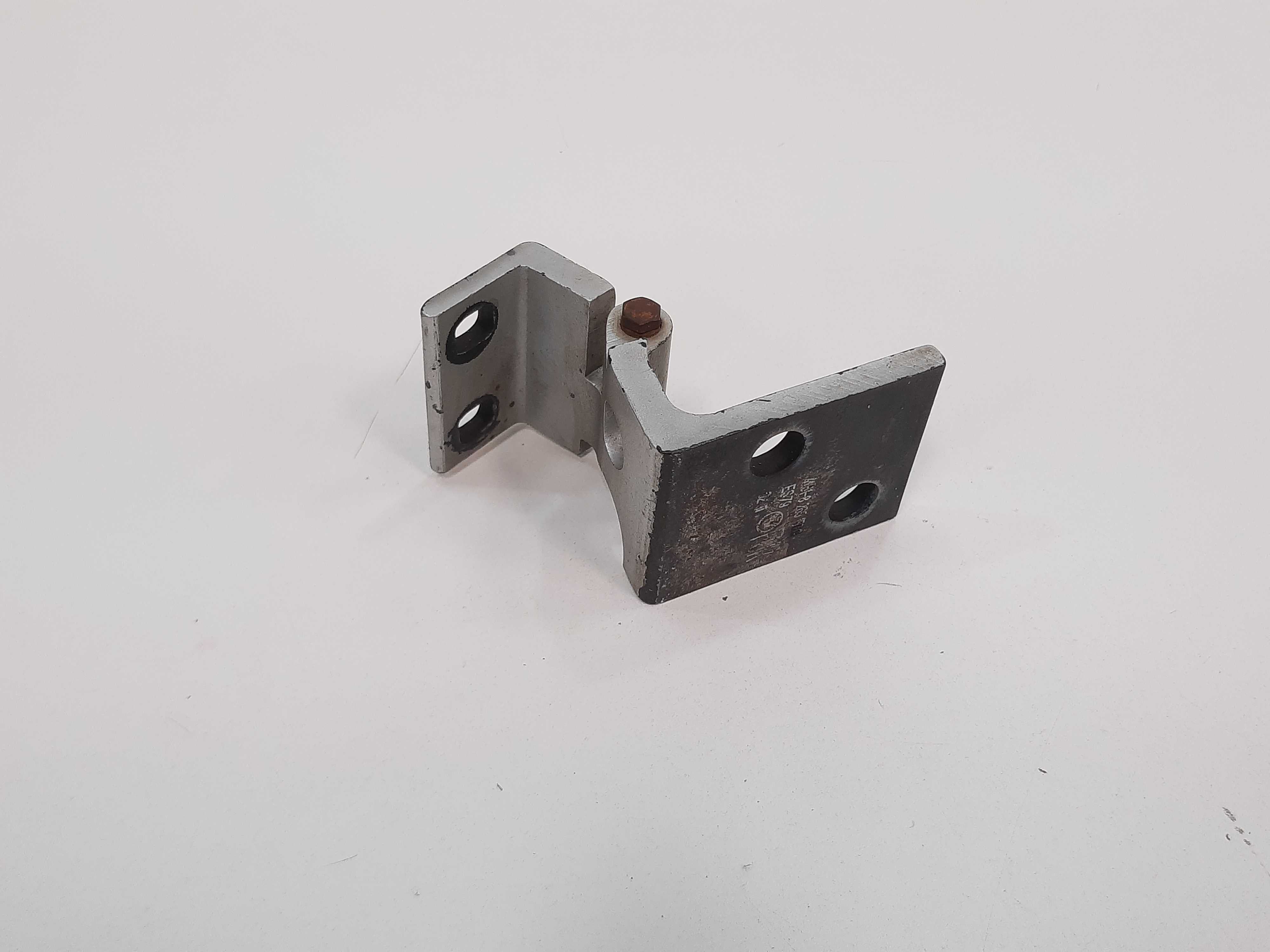 Dobradiça Porta Dianteira Direita Bmw X5 2000 2001 A 2006