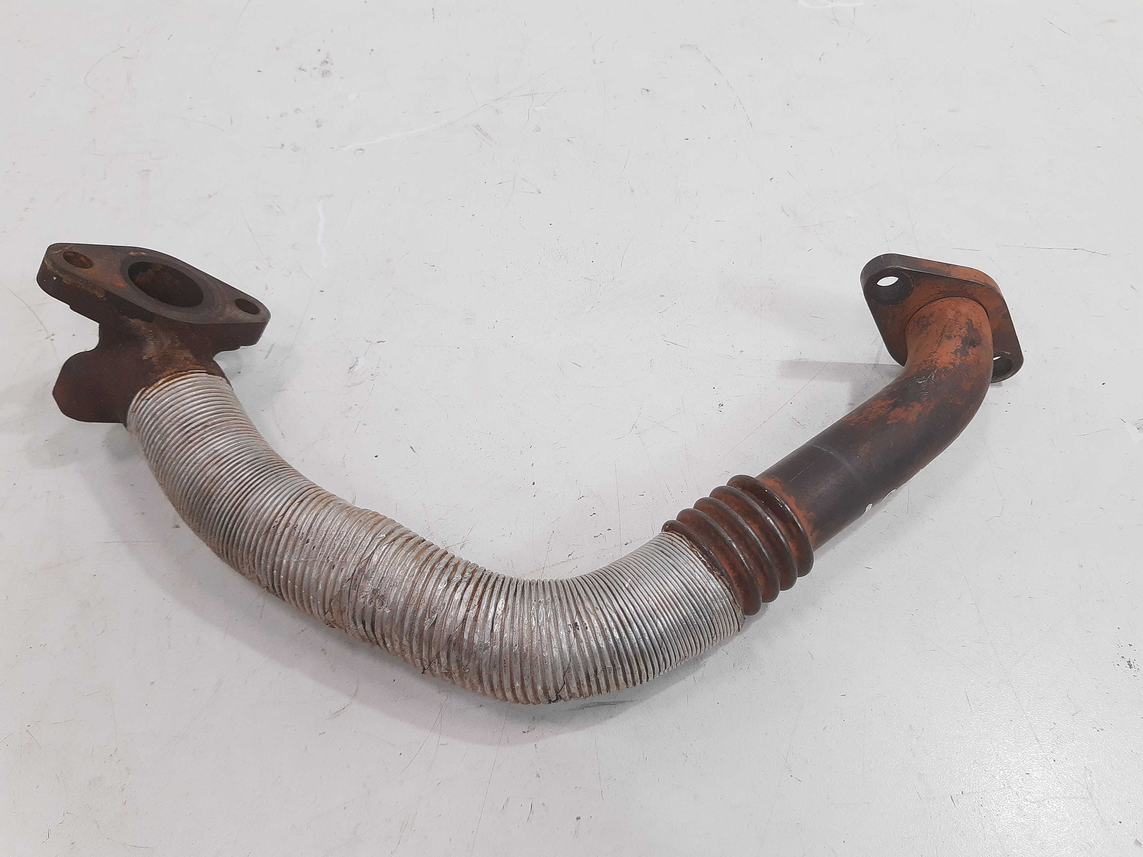 Tubo Cano  Válvula Egr Mitsubishi L200 2009 2010 2011 Á 2016