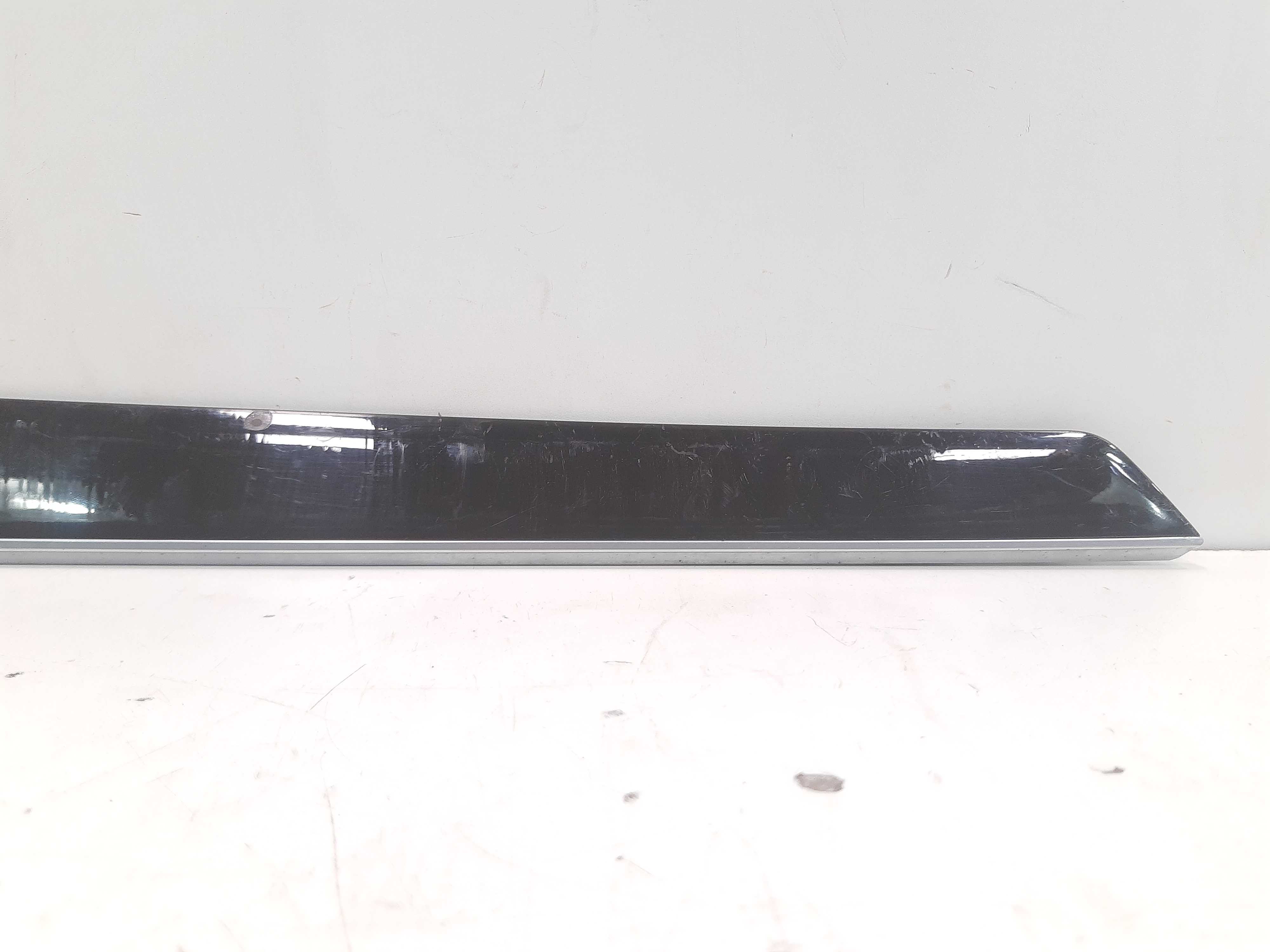 Friso Porta Traseira Esquerda Mercedes E350 2009 2010 Á 2013