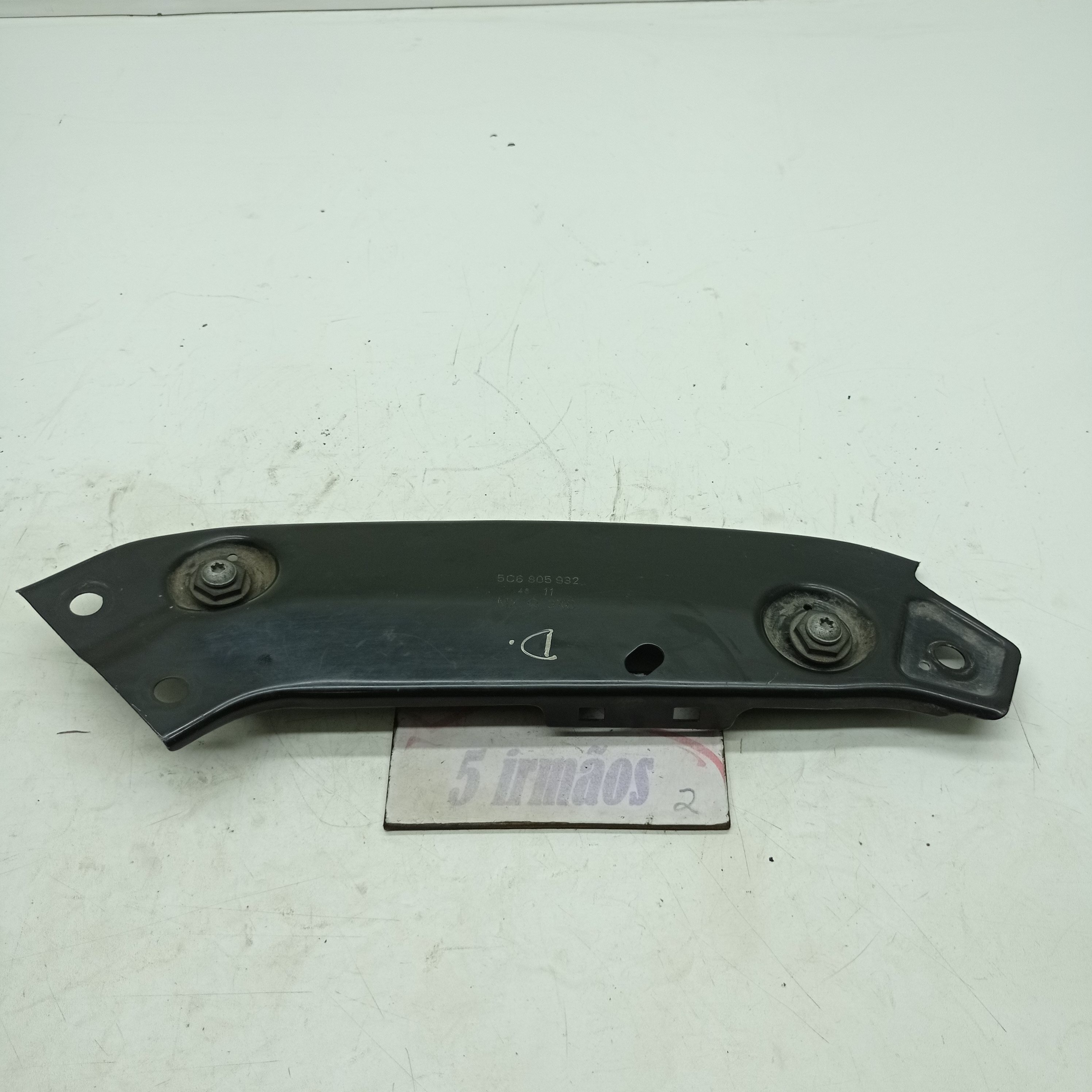 Suporte Farol Direito Vw Jetta Tsi 2.0 2012 Nº5c6805932