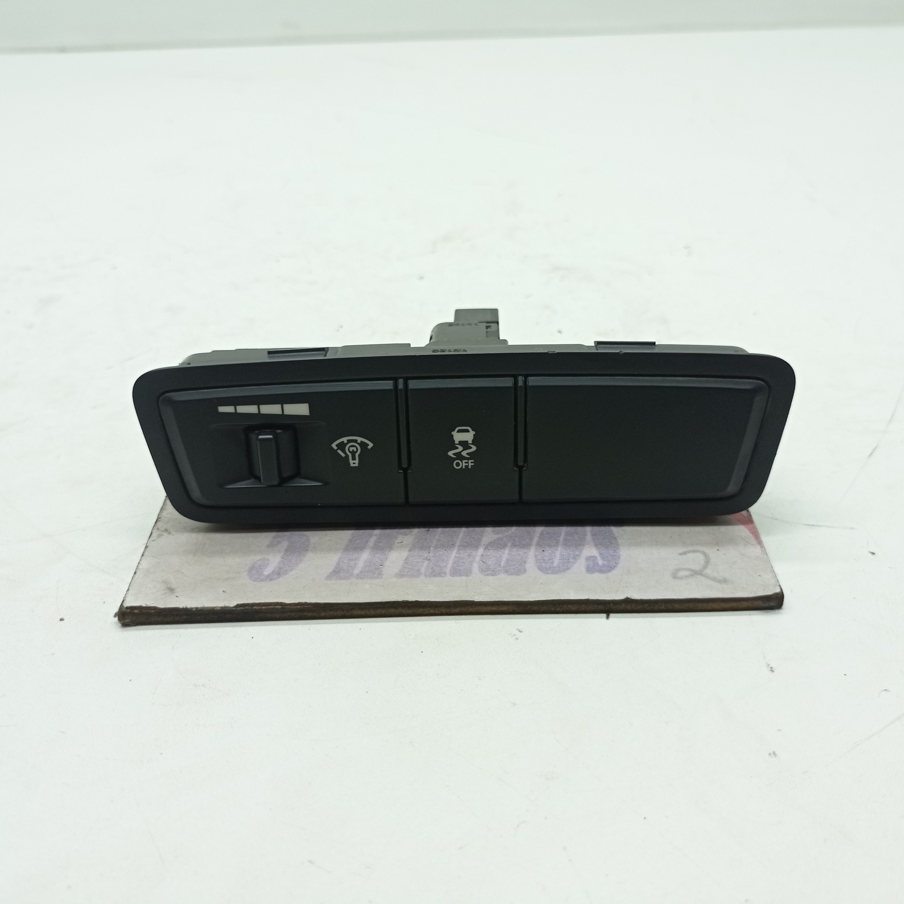 Botão Controle Tração / Luz Painel Hyundai Sonata 2.4 2012