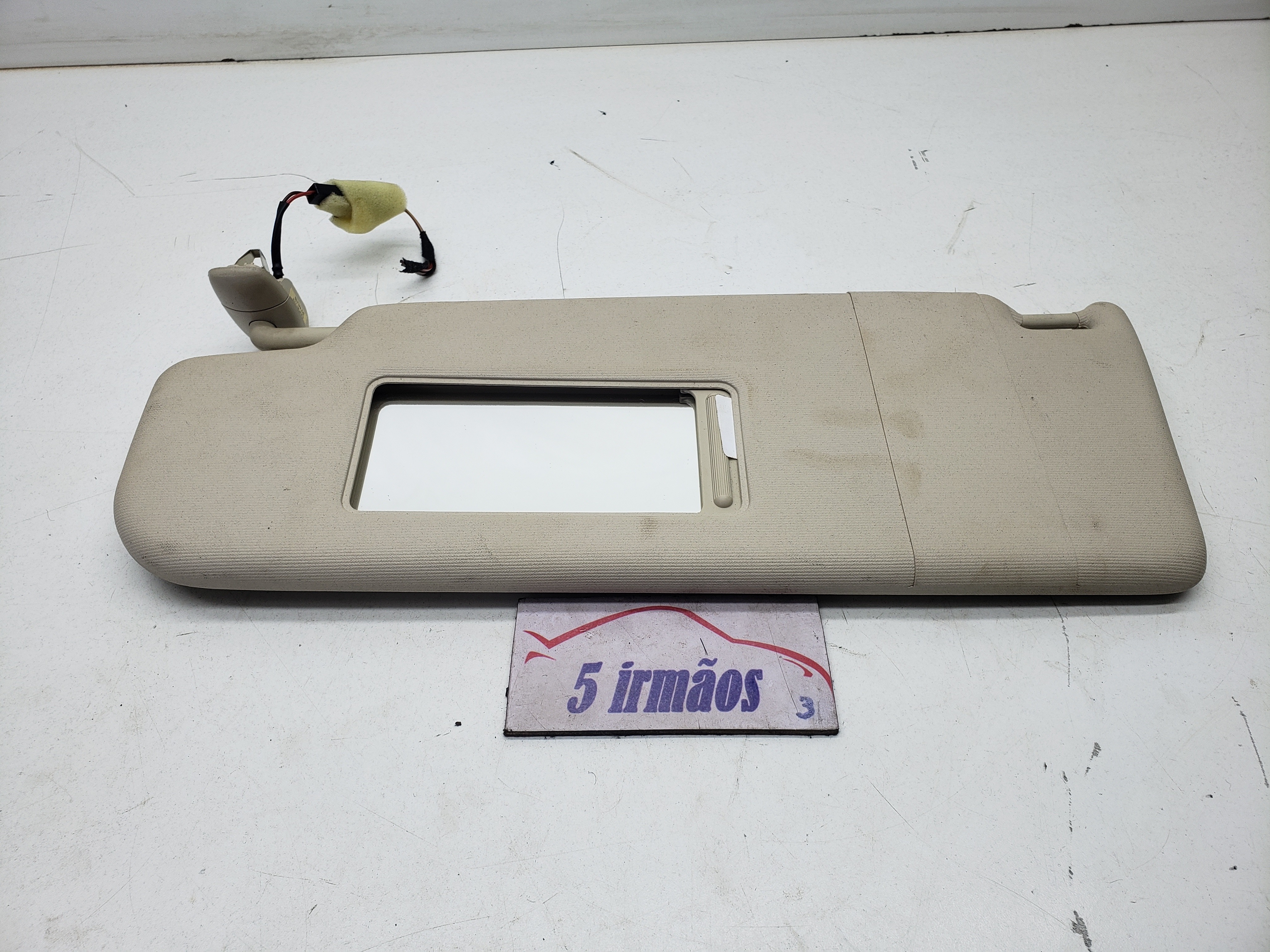 Quebra Sol Esquerdo C/espelho Vw Jetta Tsi 2.0 2015 / 2016