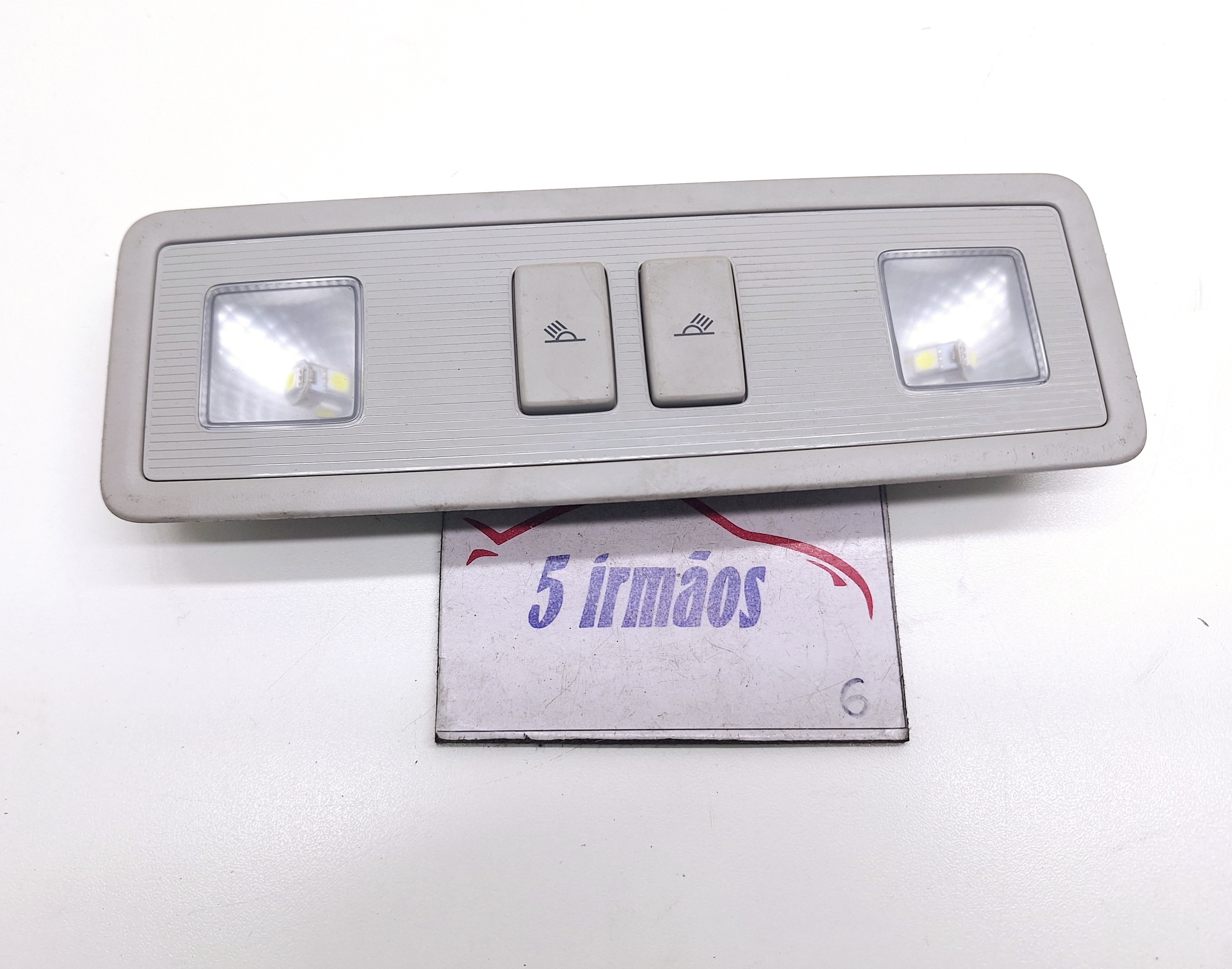 Luz Teto Cortesia Vw Jetta Tsi 1.4 2017 2018 3cn947290