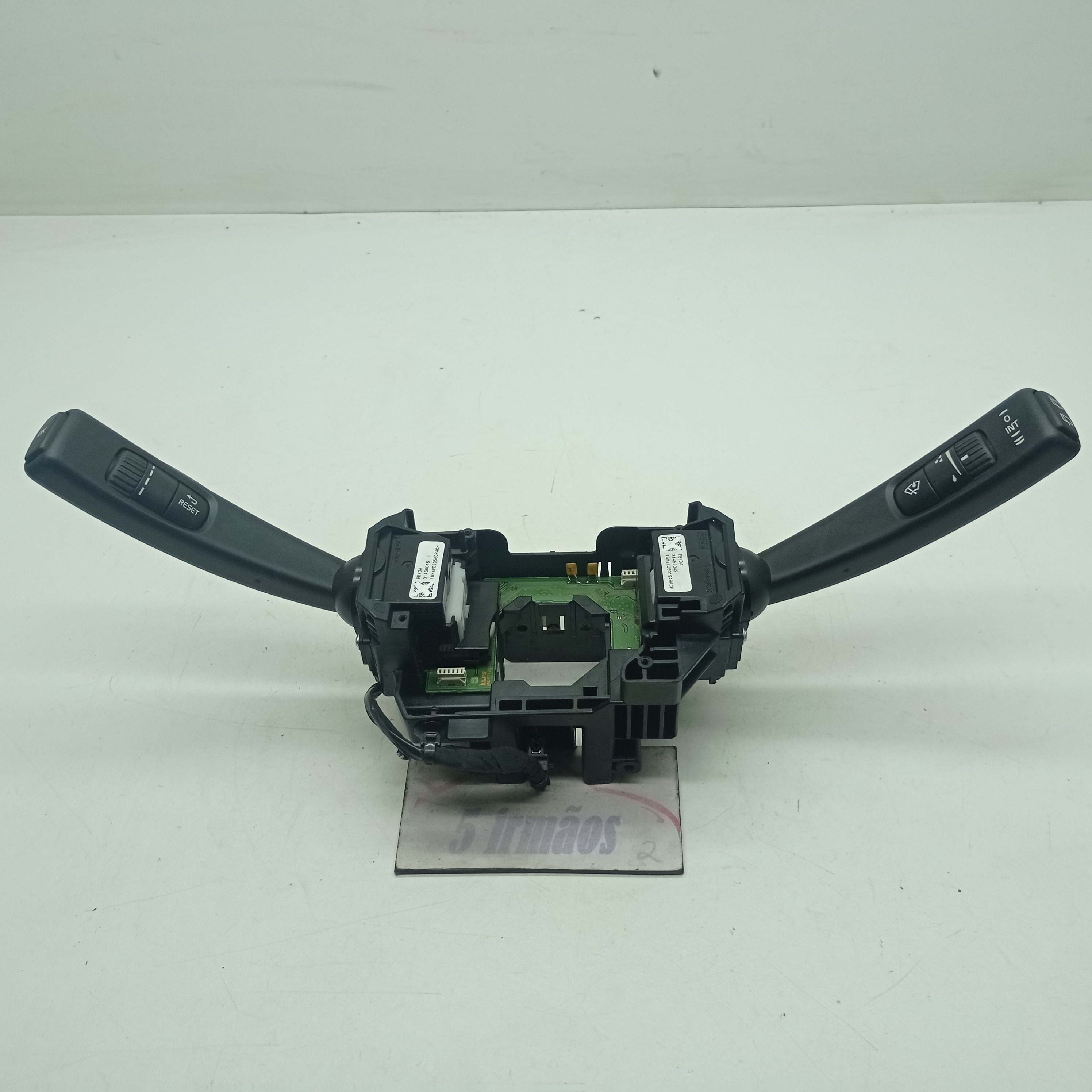 Chave Seta / Limpador Volvo V40 2.0 2018 / 2019 N31481765