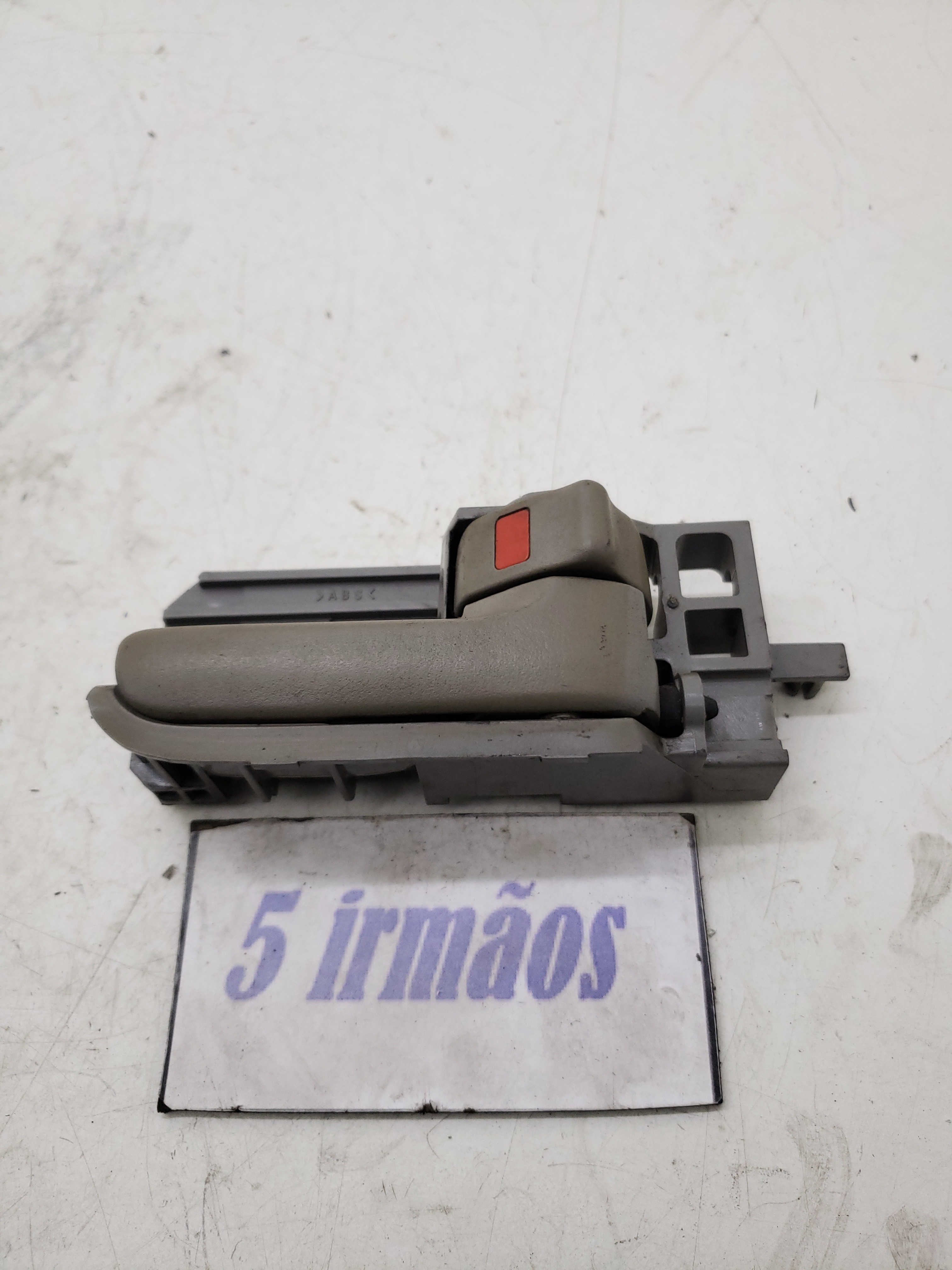 Maçaneta Interna Dianteira Direita Toyota Fielder 2005 /2006