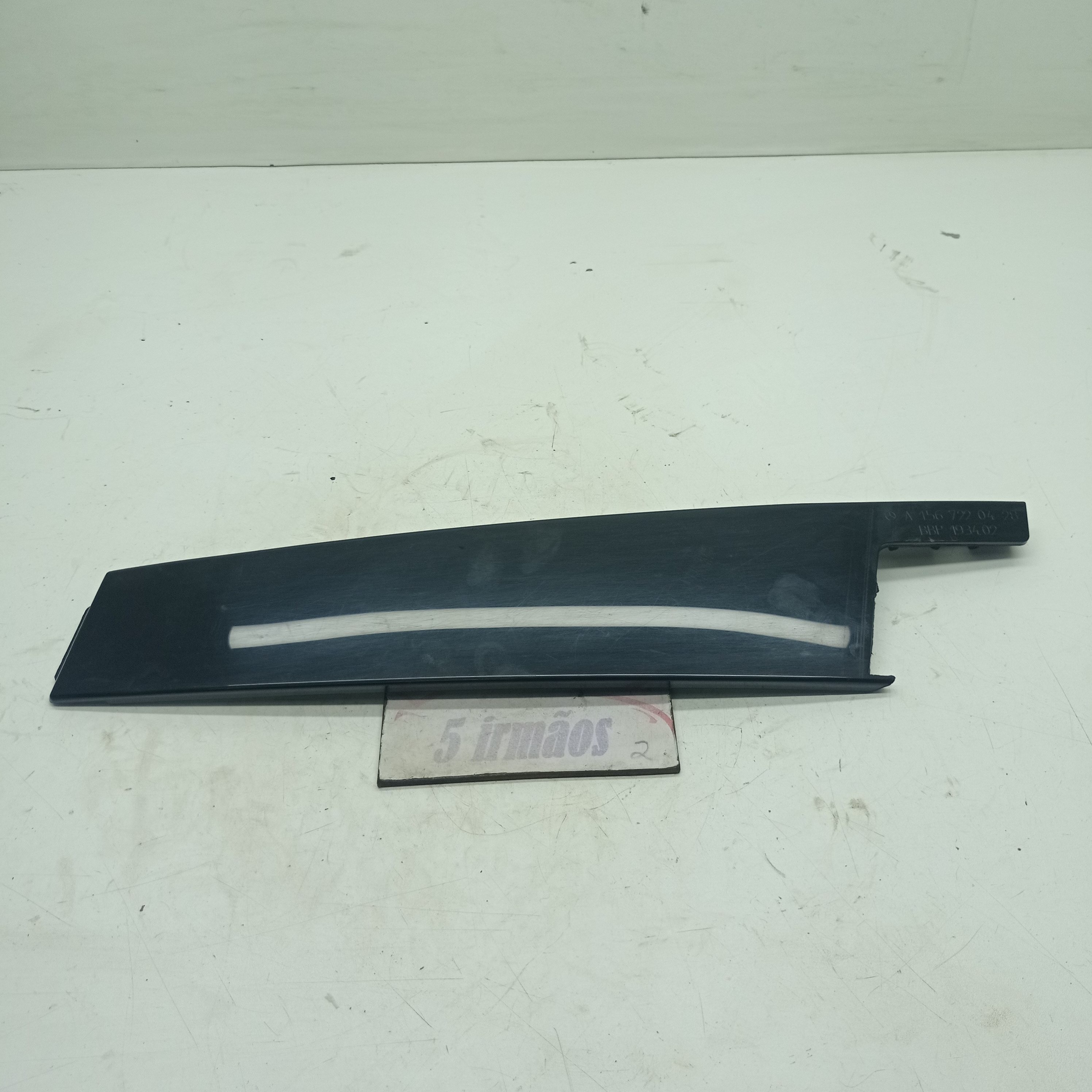 Acabamento Porta Dianteira Direita Mercedes Gla 200 2020