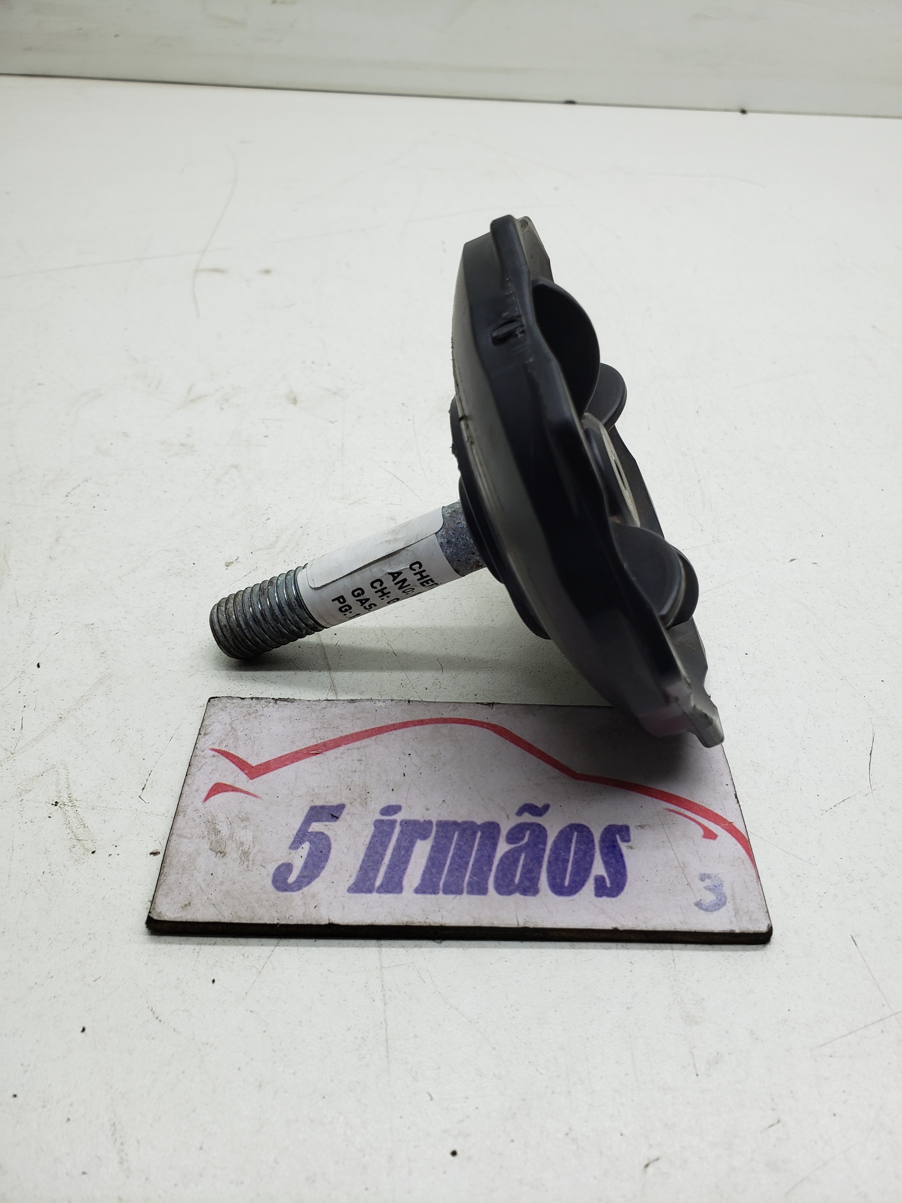 Parafuso Trava Estepe Jeep Cherokee 3.6 2011 / 2012
