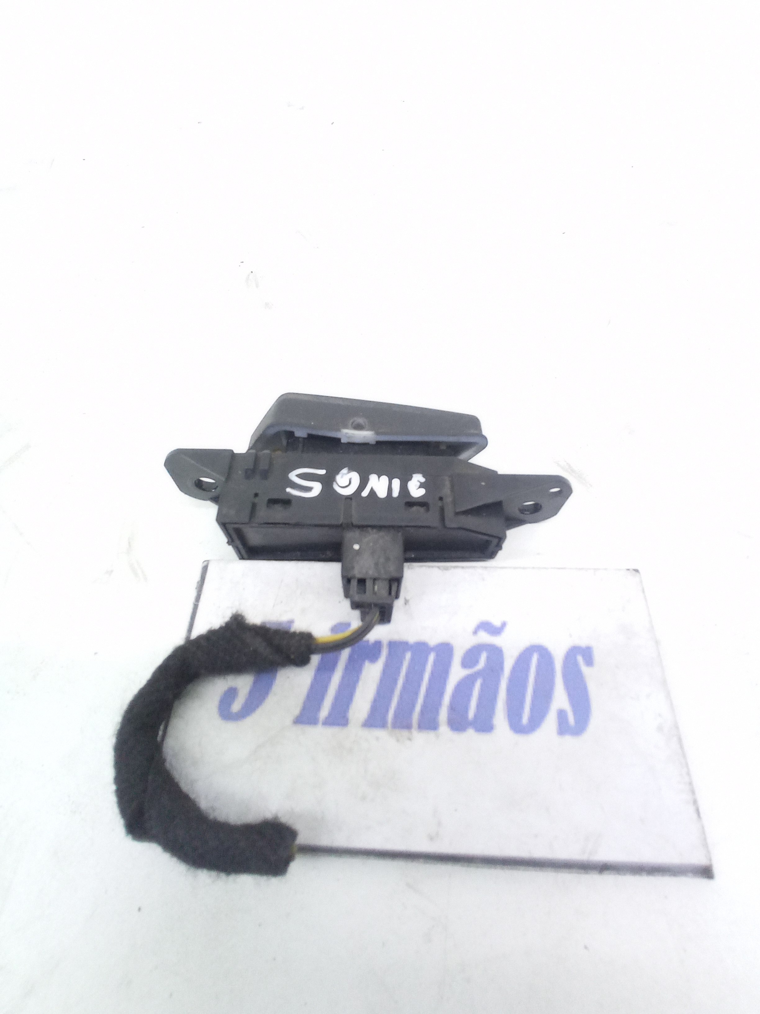 Botão Trava / Destrava Porta Gm Sonic 1.6 Flex 2013 / 2014