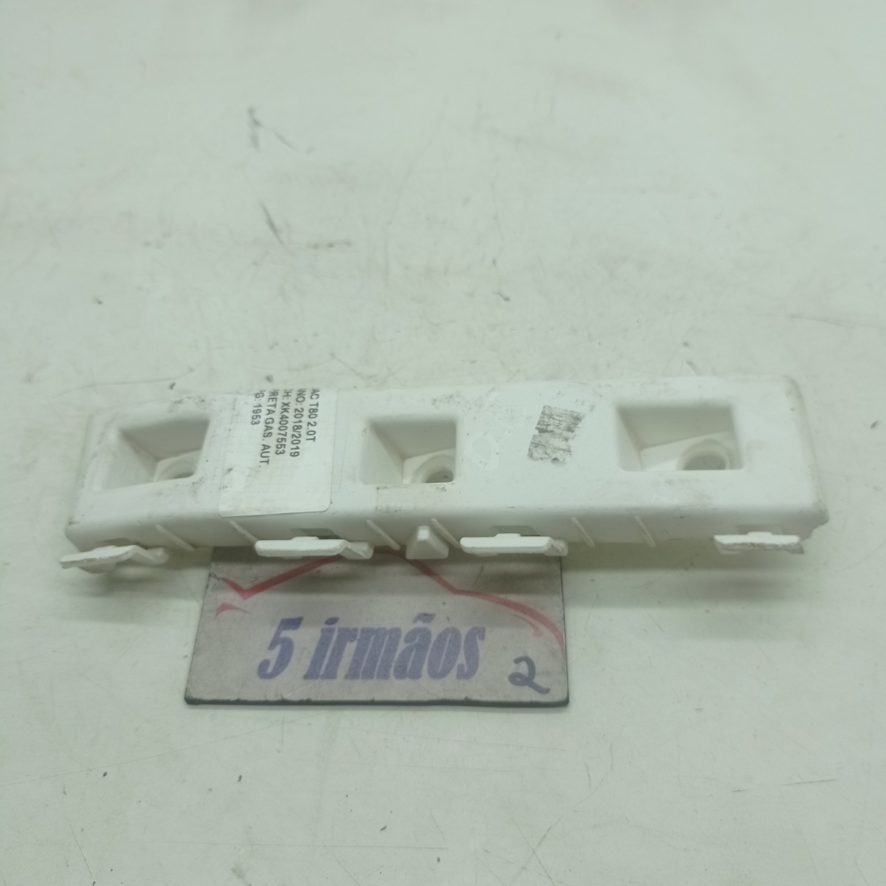Suporte Esquerdo Parachoque Dianteira Jac T80 2.0 2019