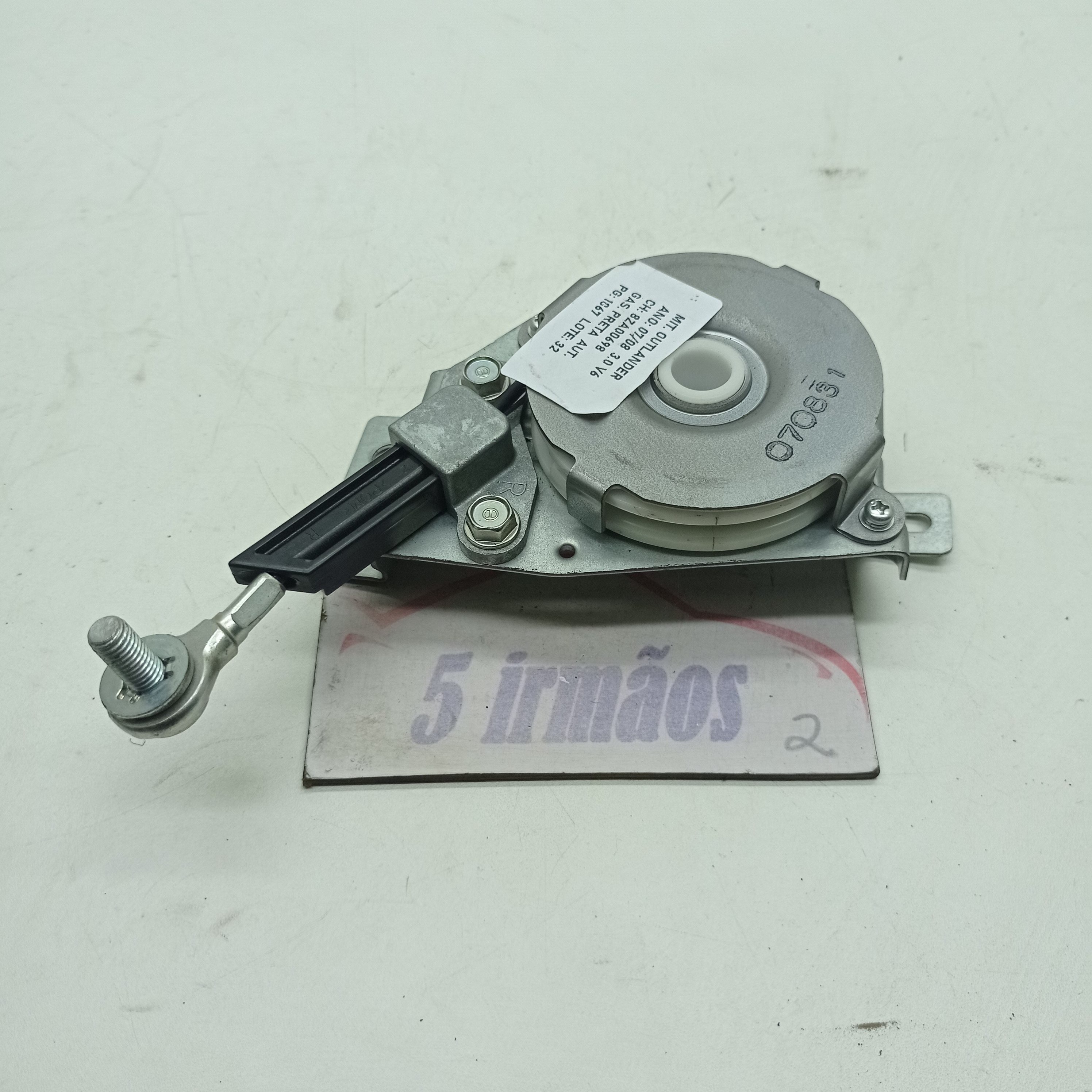 Roldana Direita Tampa Traseira Outlander 3.0 V6 2007 / 2008