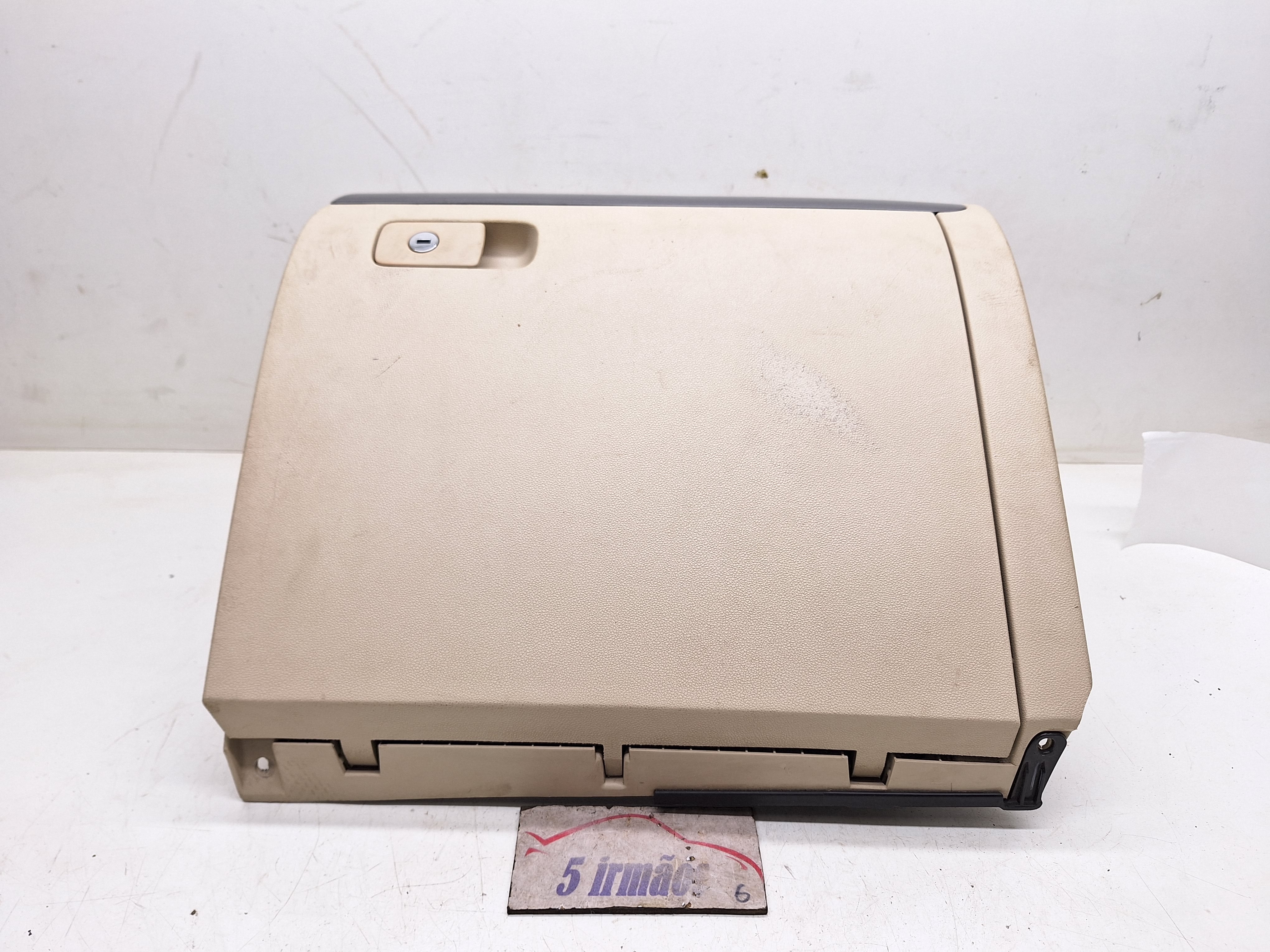 Porta Luvas Volkswagen Jetta Tsi 2.0 2012