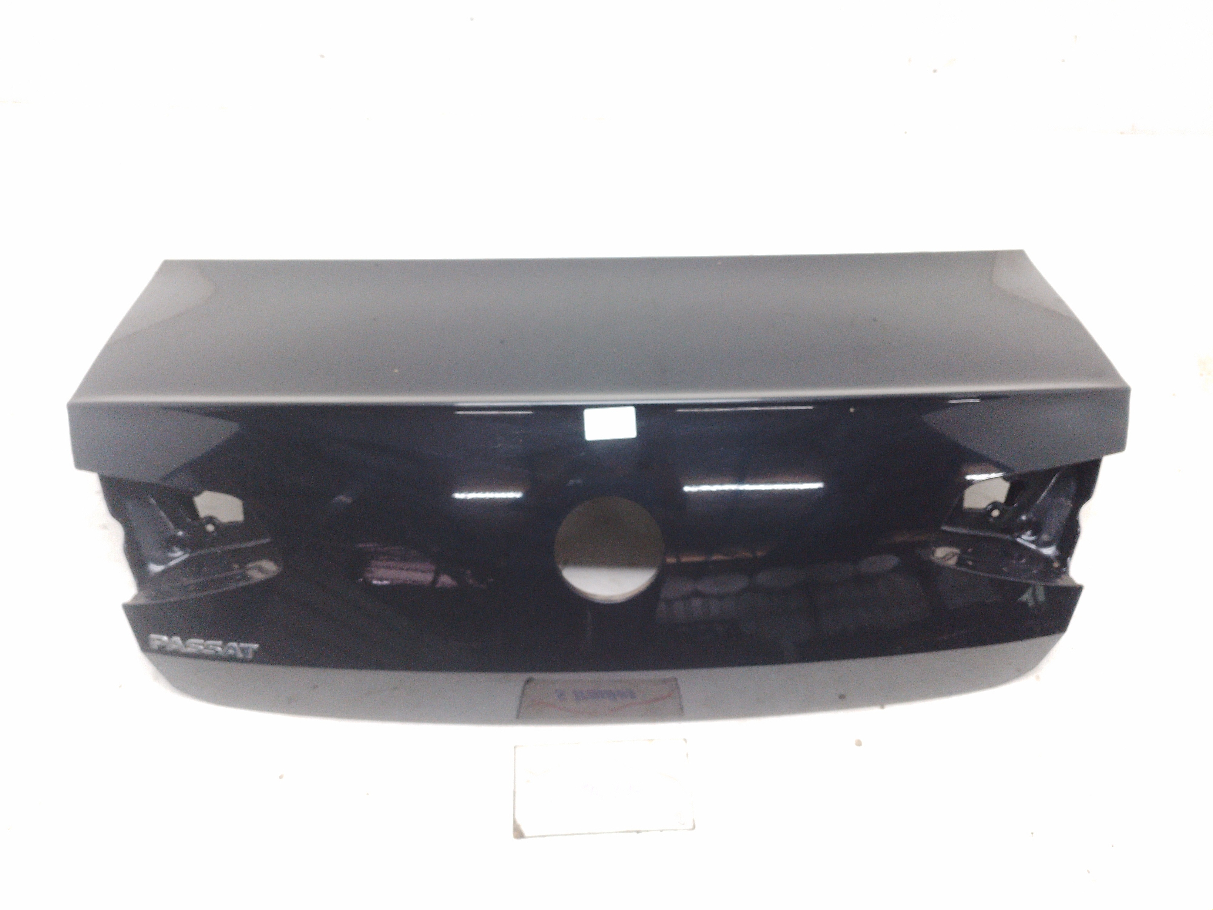 Tampa Traseira Porta Malas Vw Passat Tsi 2.0 2018 / 2019  Preto