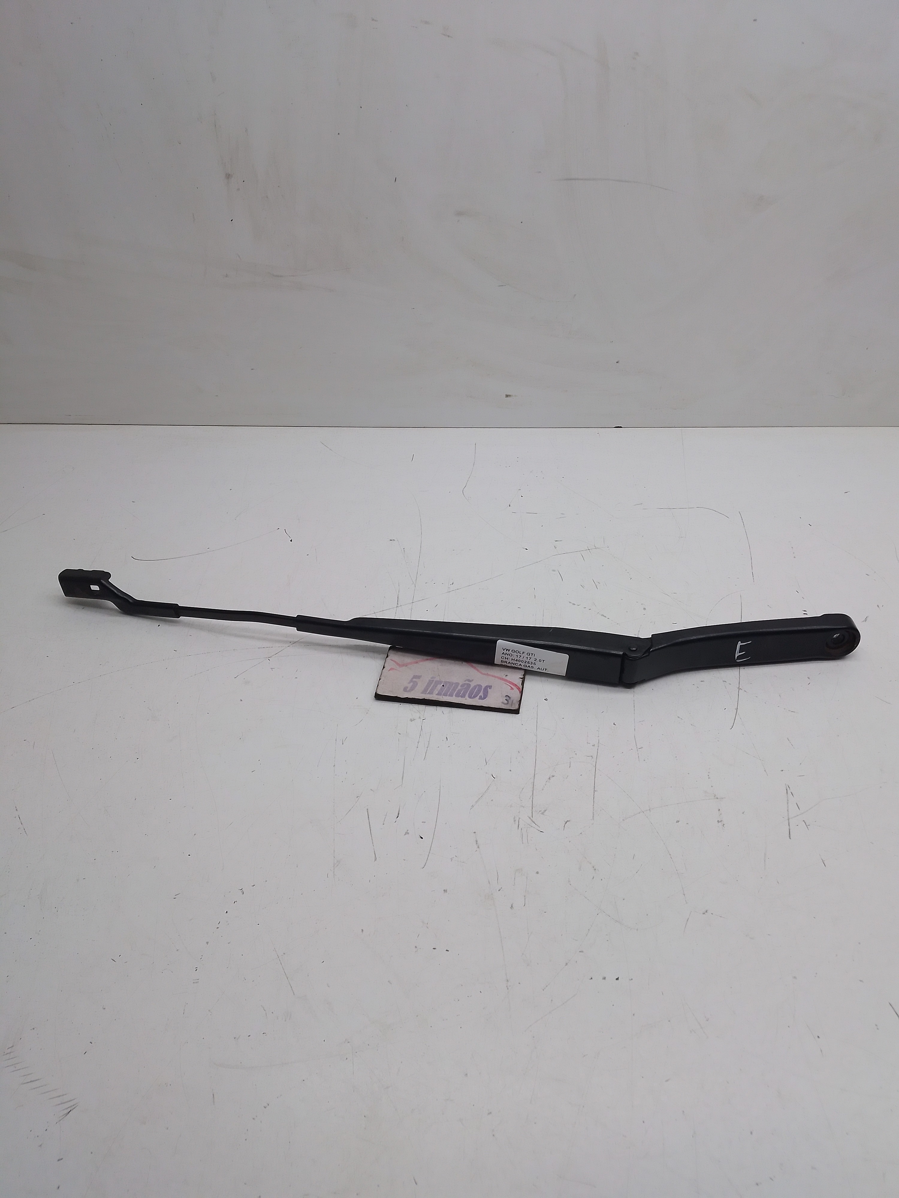 Braço Esquerdo Limpador Parabrisa Vw Golf Gti 2.0 2017