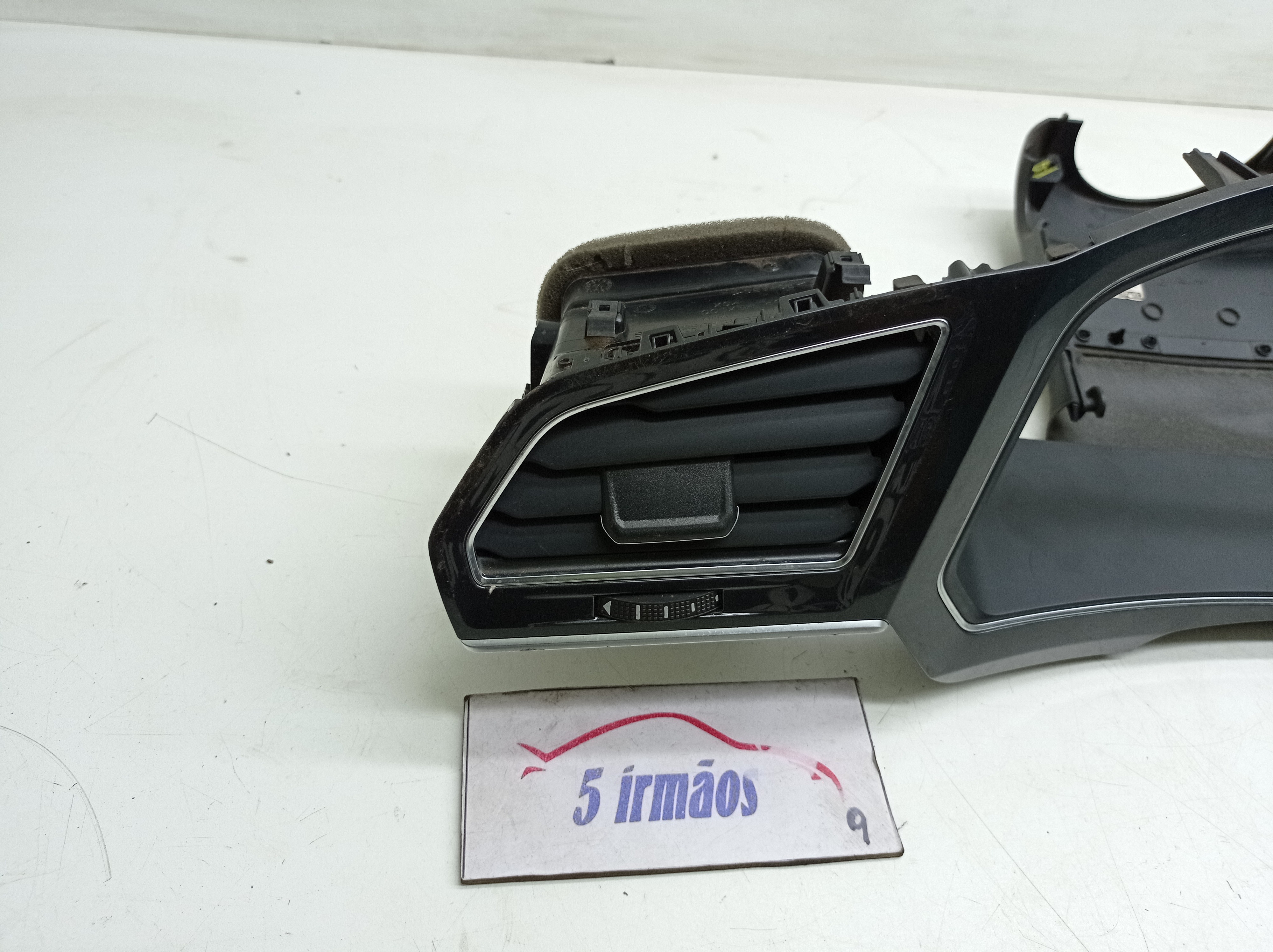 Moldura Painel Instrumentos Vw Tiguan 2.0 2020 5nn815735