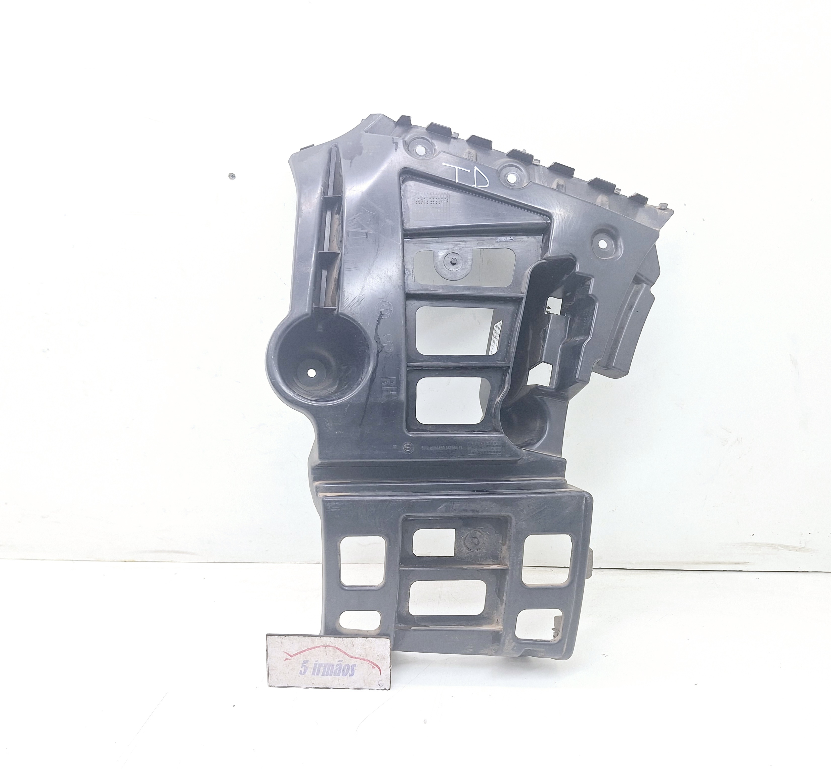 Guia Direita Parachoque Traseiro Bmw X1 2.0 Asp 2011/ 2012