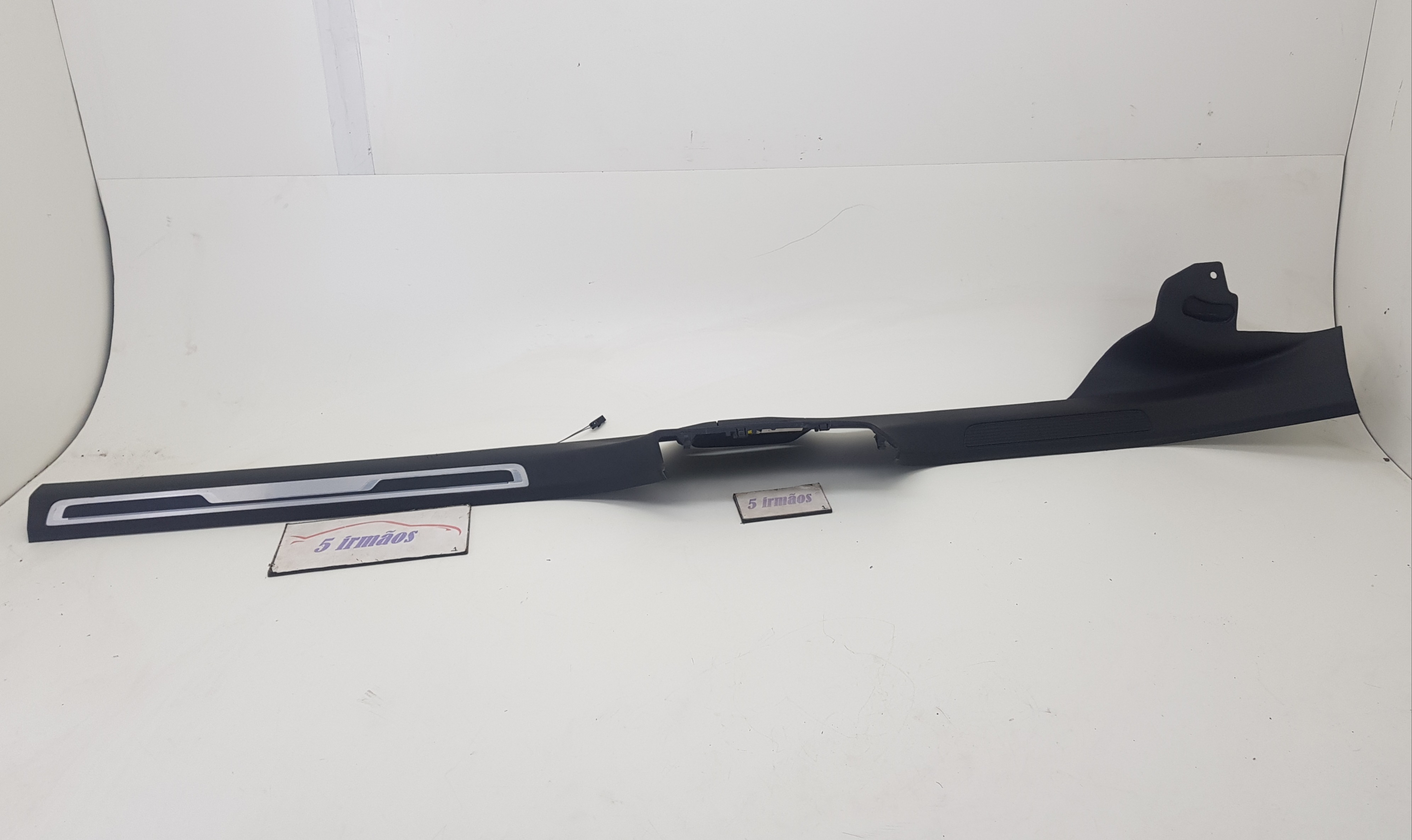 Soleira Esquerda Vw Jetta Gli 2.0 2018 / 2019 / 2020