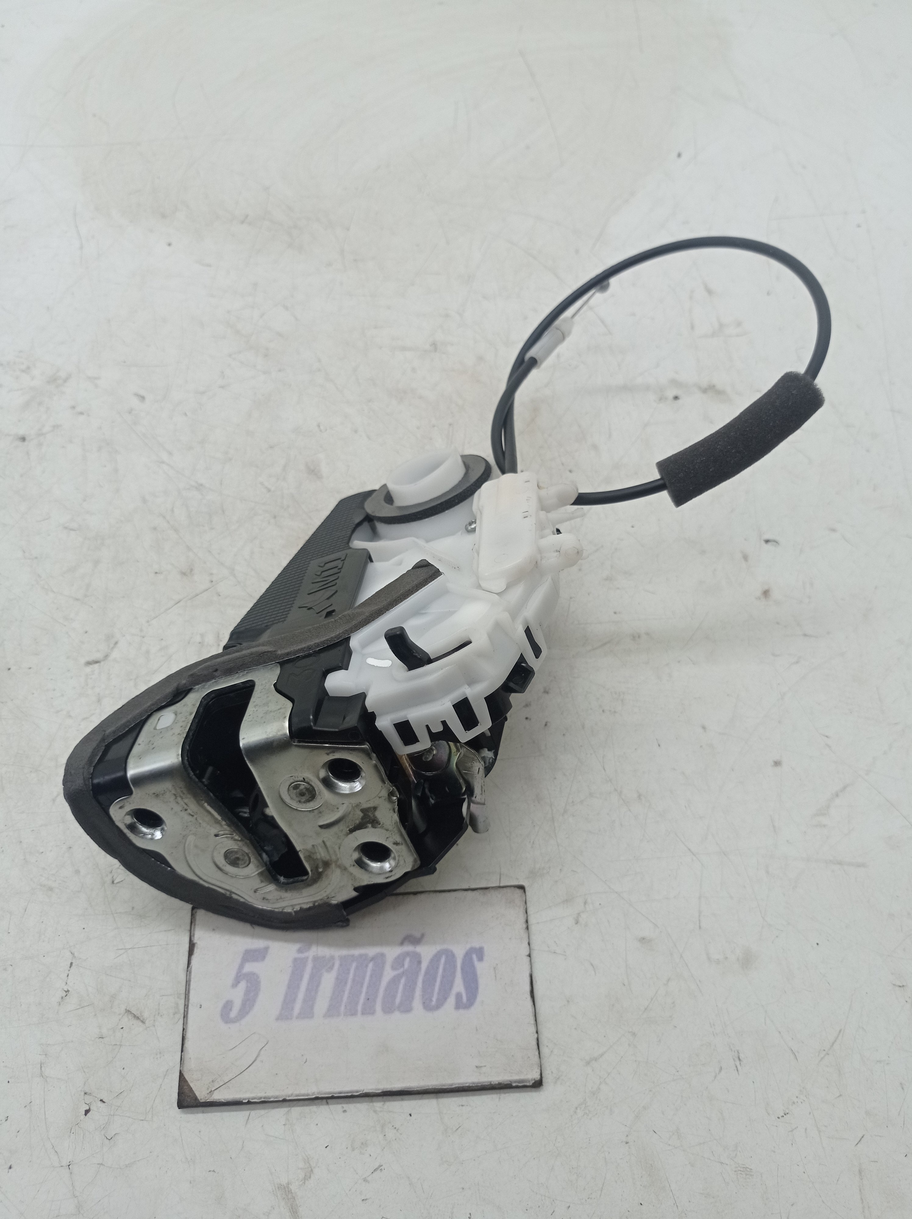 Fechadura Porta Traseira Esquerda Toyota Prius 1.8 2017 2018