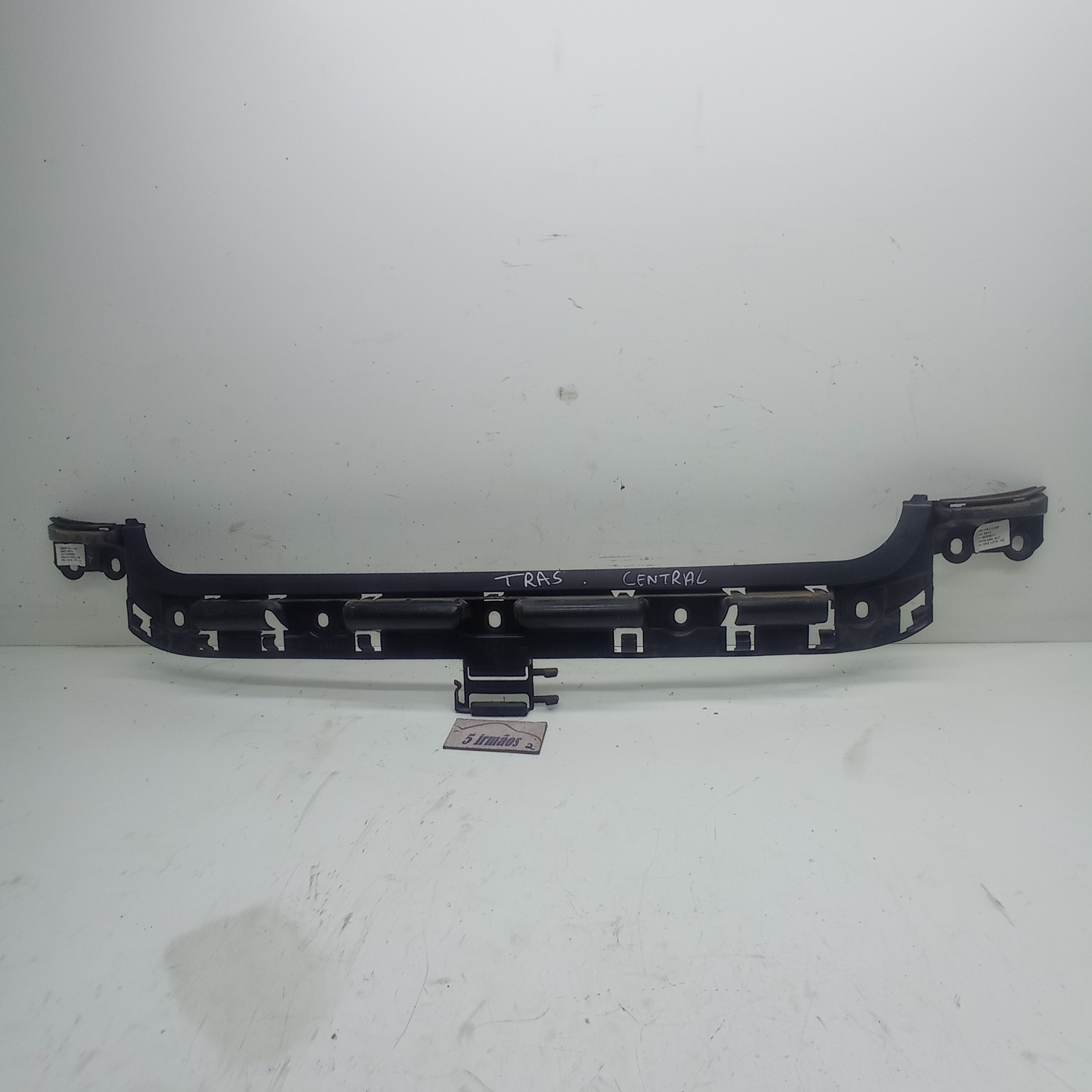 Guia Central Parachoque Traseiro Bmw 118i 2.0 Asp 2010