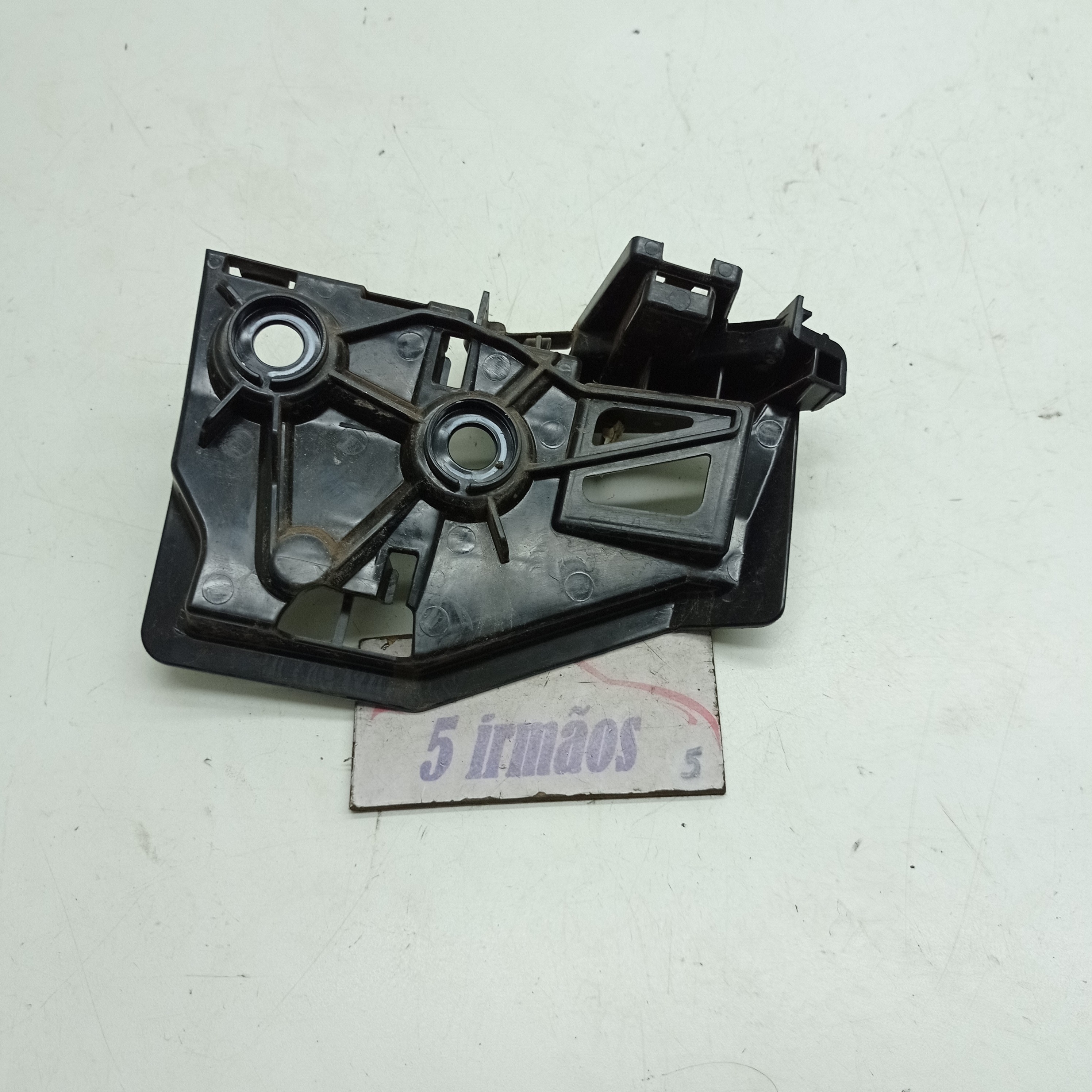 Suporte Esquerdo Parachoque Traseiro Vw Tiguan Tsi 2.0 2021