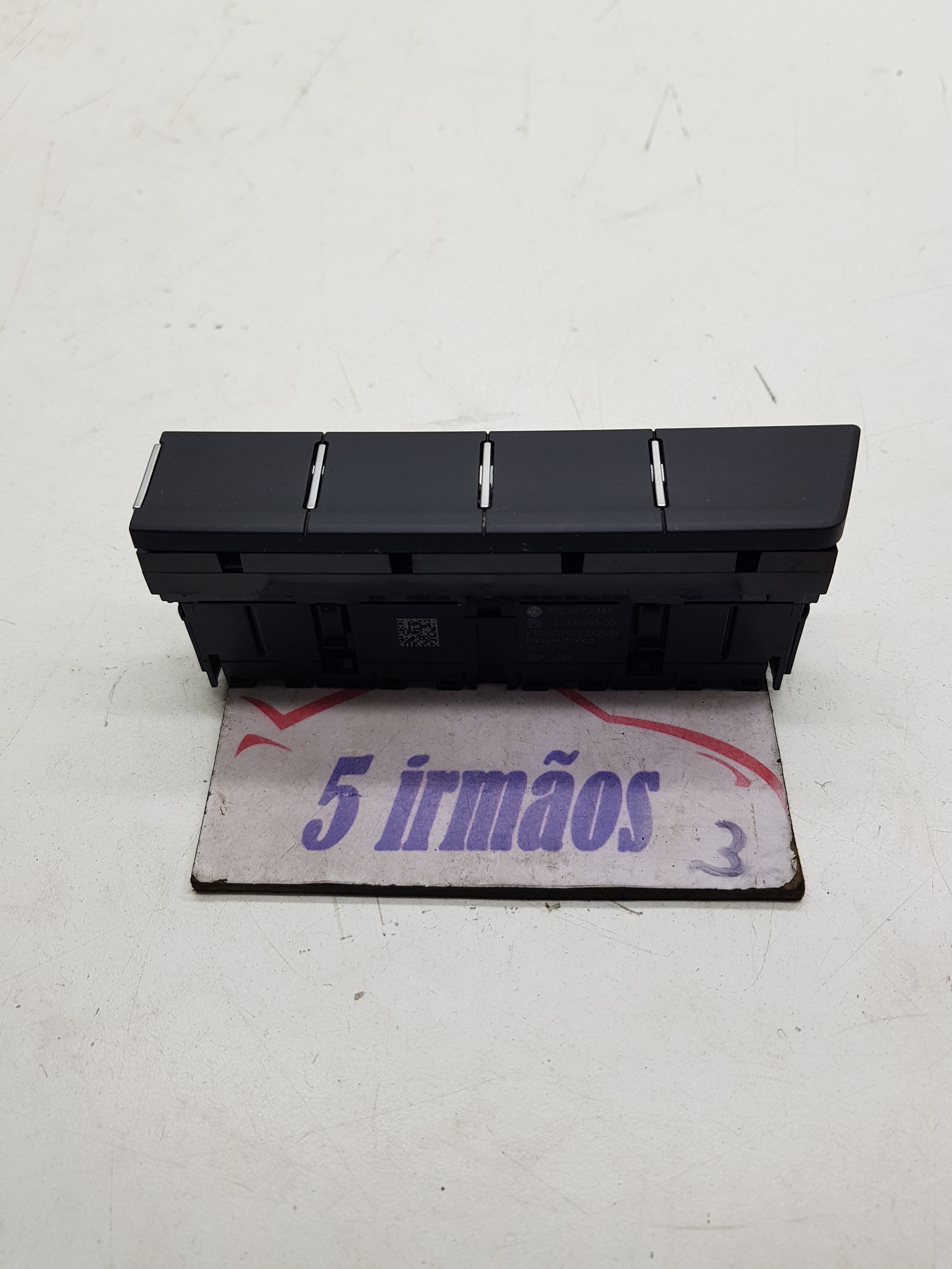 Botão Falso Console Central Vw Taos Tsi 1.4 2021 2022