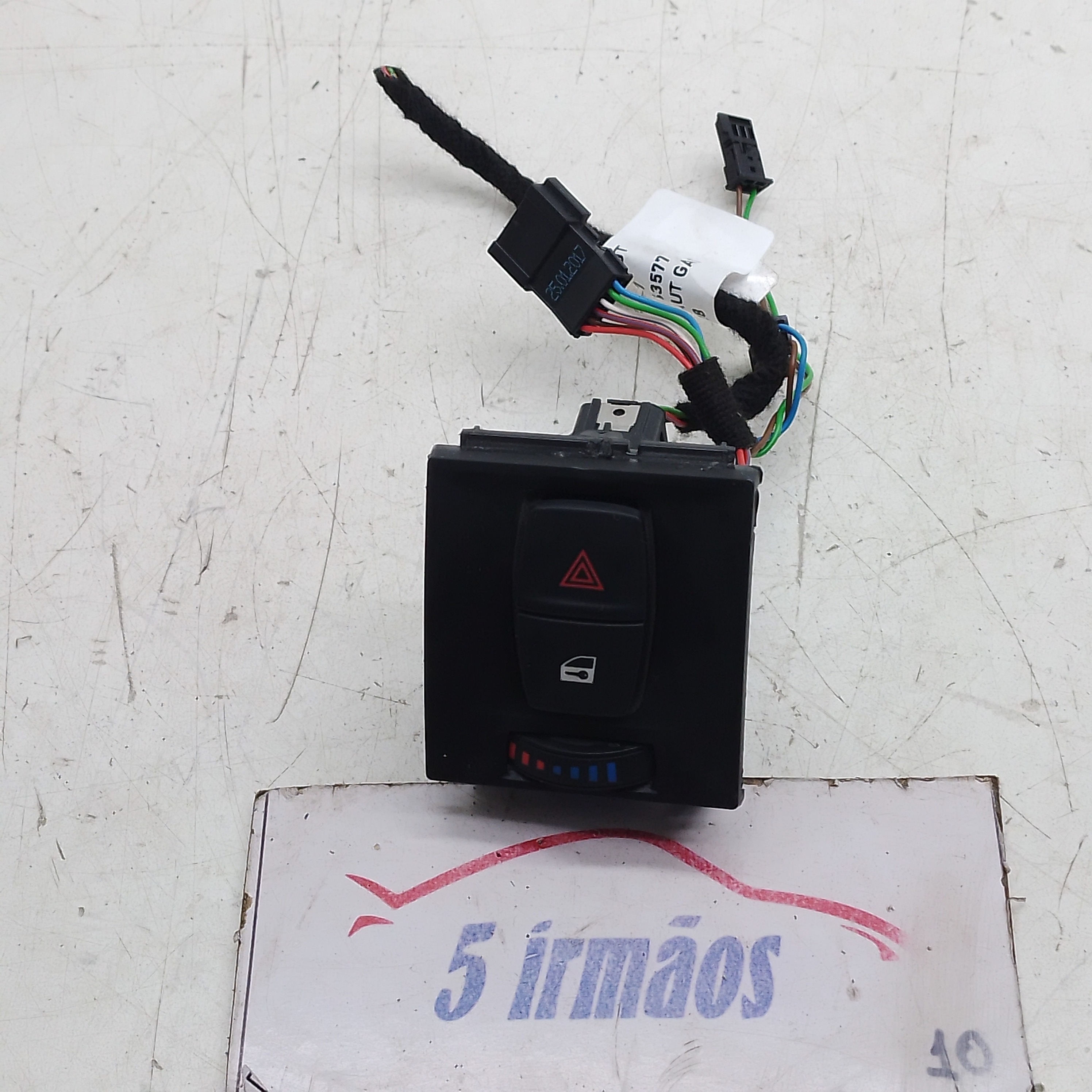 Botão Pisca Alerta Bmw 320i 2.0 2017 N9710260