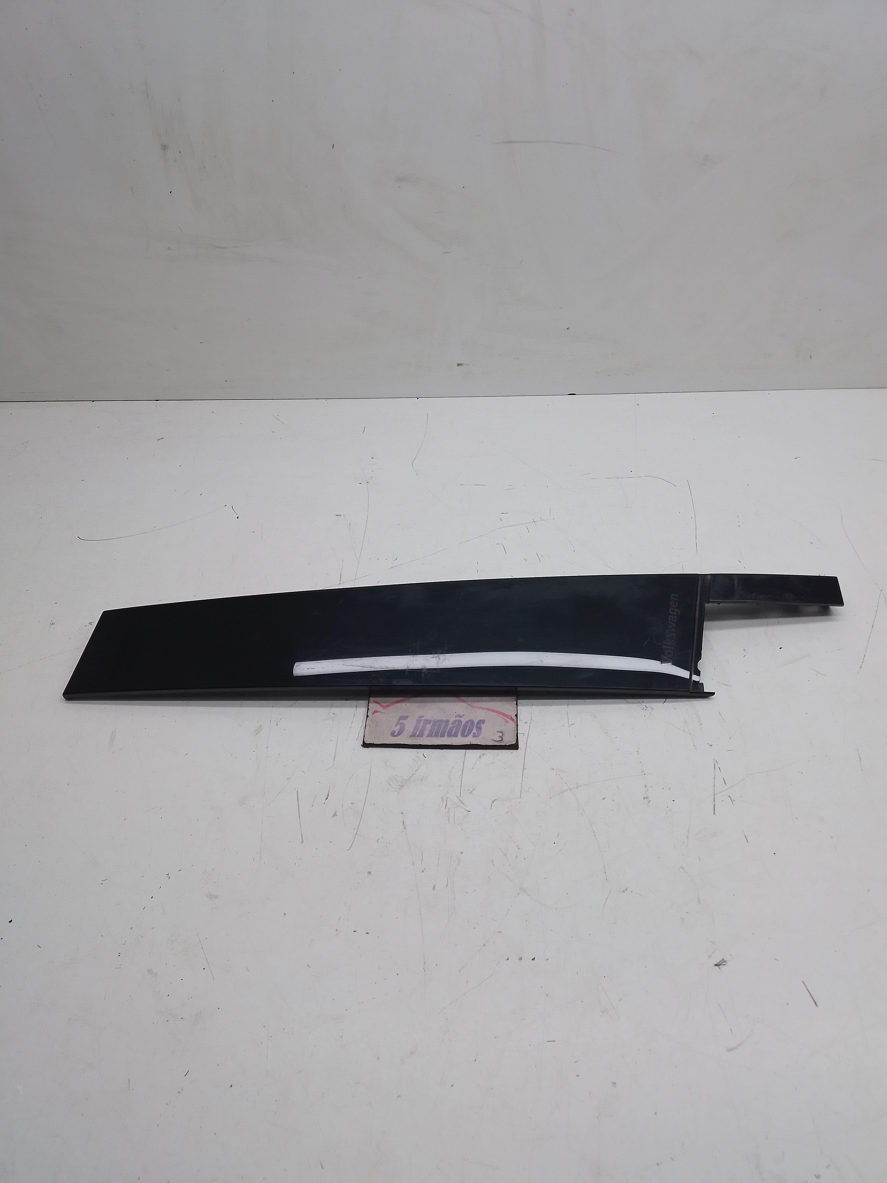 Acabamento Porta Dianteira Direita Vw Tiguan 350 Tsi 2021 Preto