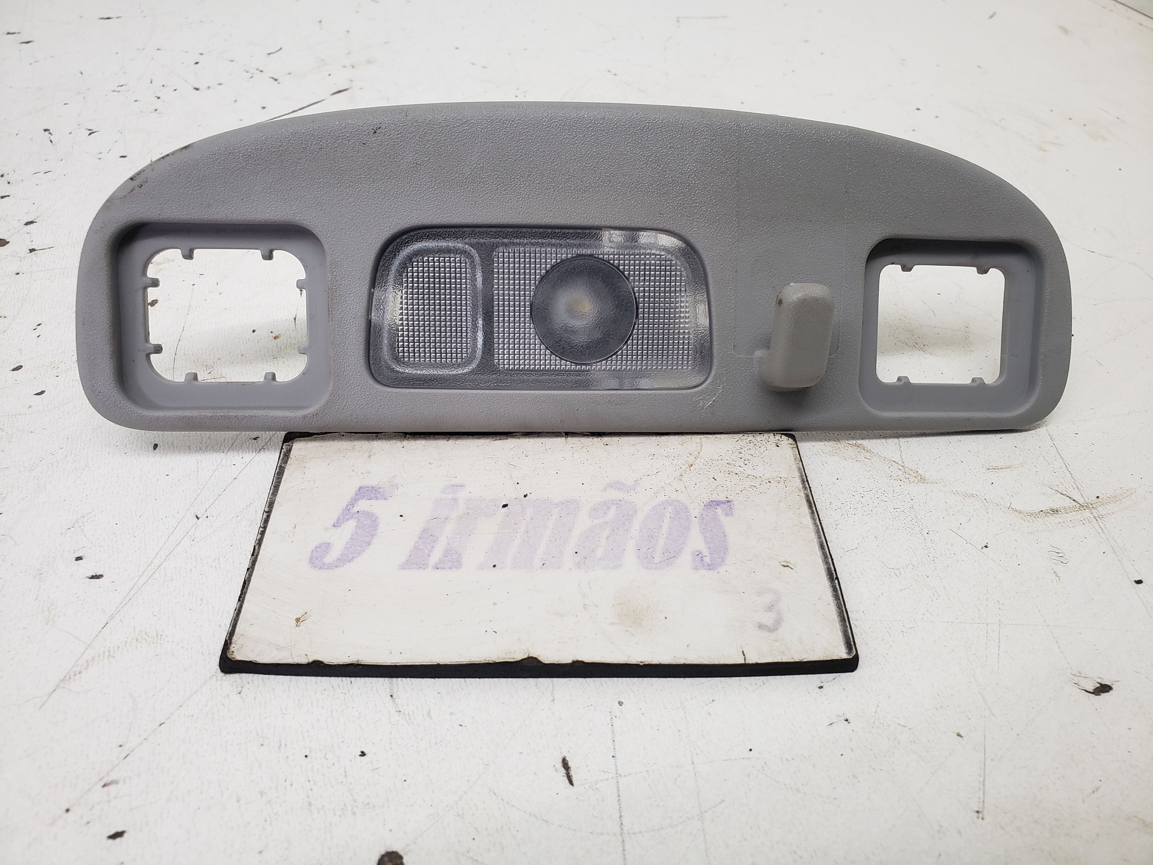 Luz Cortesia Quebra Sol Direito Gm Equinox 2.0 2018 / 2019