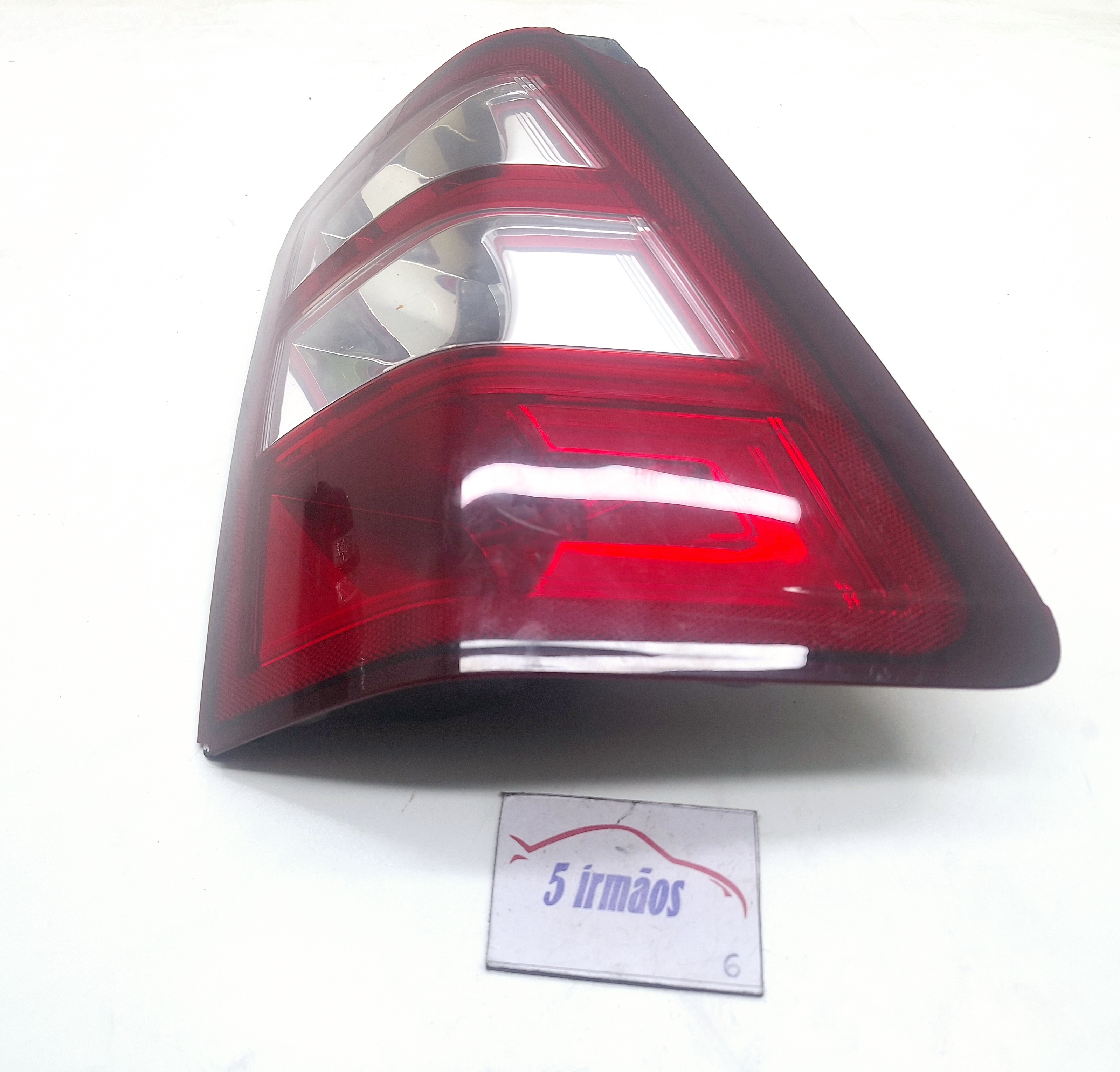 Lanterna Esquerda Jeep Grand Cherokee 5.7 V8 2005/2006  Esquerdo Vermelho
